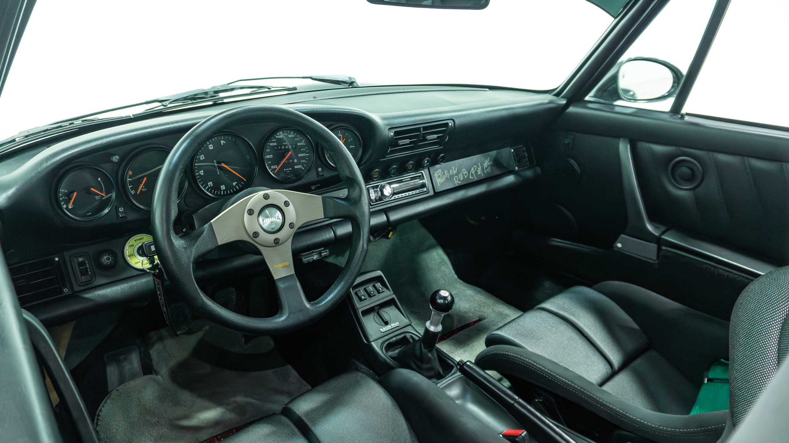 1991 Porsche 911 Euro 964 Carrera 2 RWB Smooth Fender – Sunroof Delete – 68K Miles full