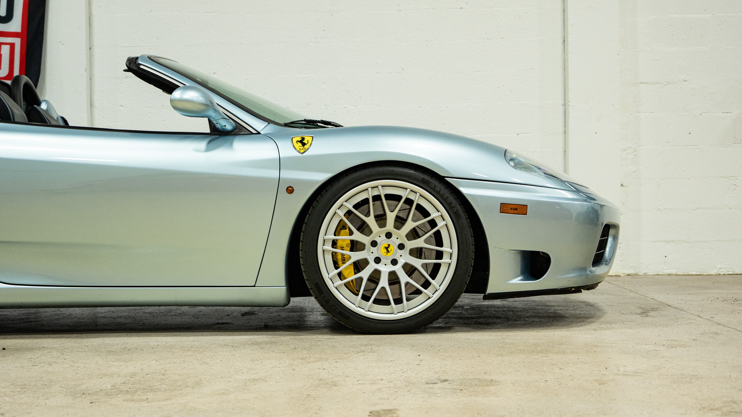 2001 Ferrari 360 SPIDER Grigio / Nero- Daytona Seats- Moton Coilovers- Brembo GT Brakes – Forged Wheels full