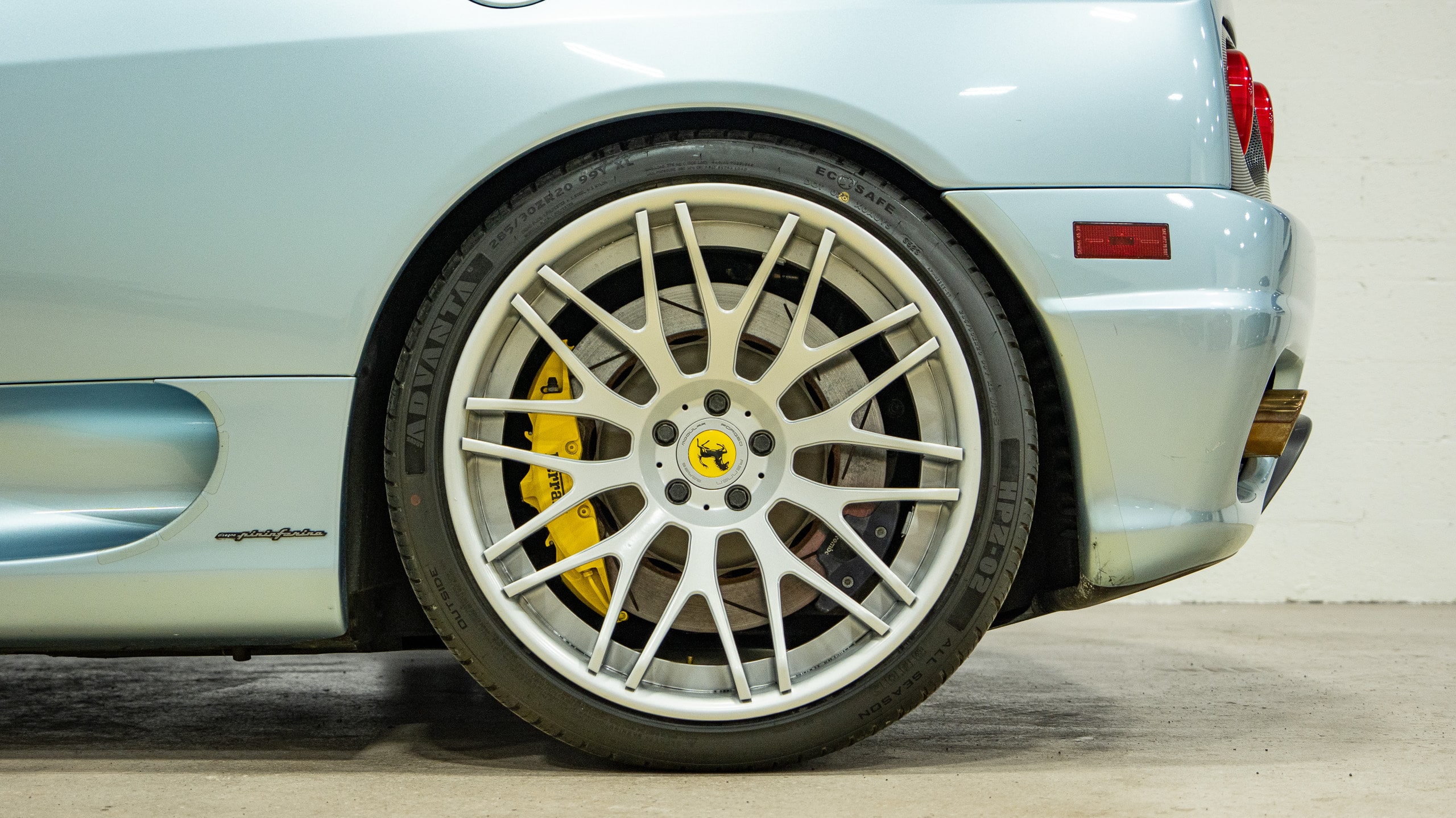 2001 Ferrari 360 SPIDER Grigio / Nero- Daytona Seats- Moton Coilovers- Brembo GT Brakes – Forged Wheels full