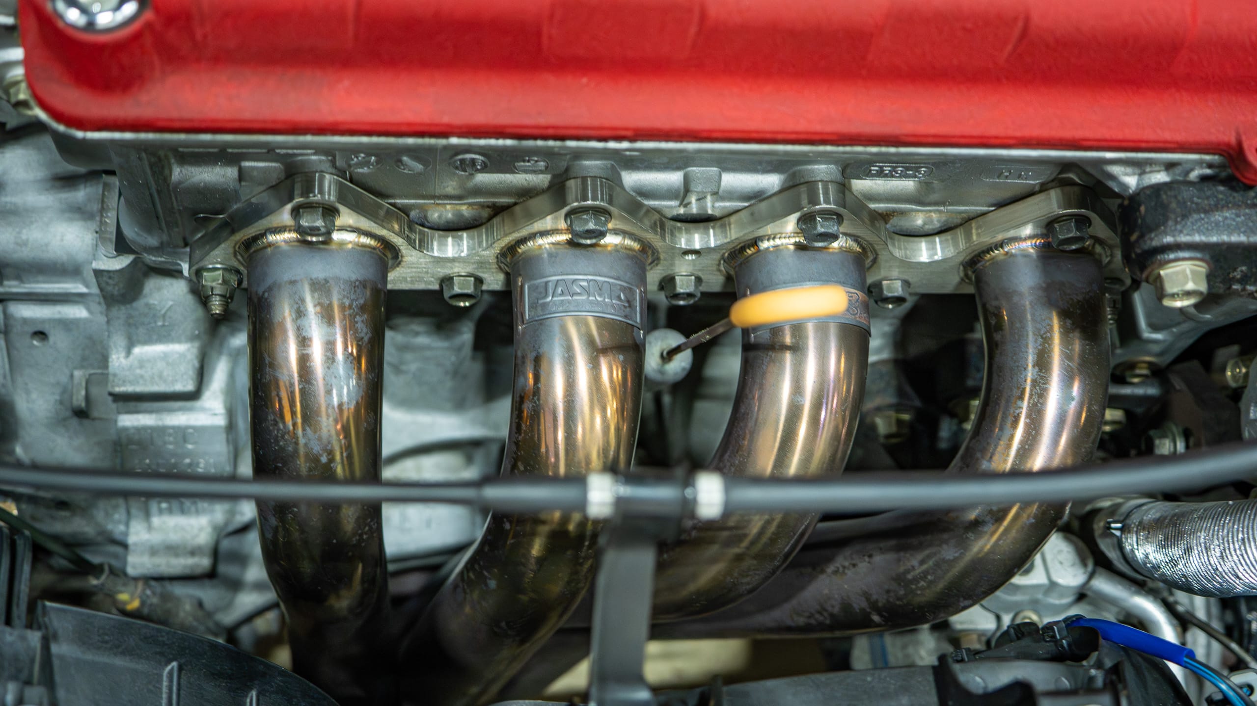 1998 Honda Integra Type R – DC2 – JDM – Only 23k Kilometers – Original Paint – Time Capsule full