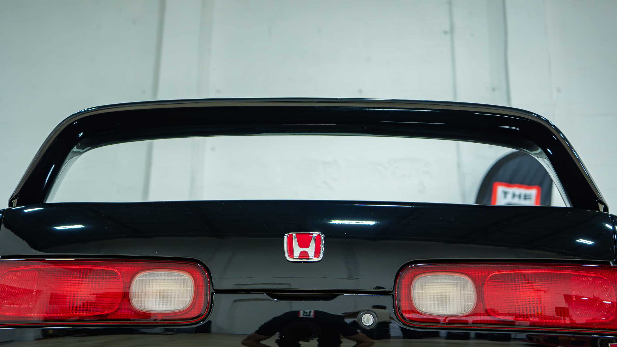 1998 Honda Integra Type R – DC2 – JDM – Only 23k Kilometers – Original Paint – Time Capsule full
