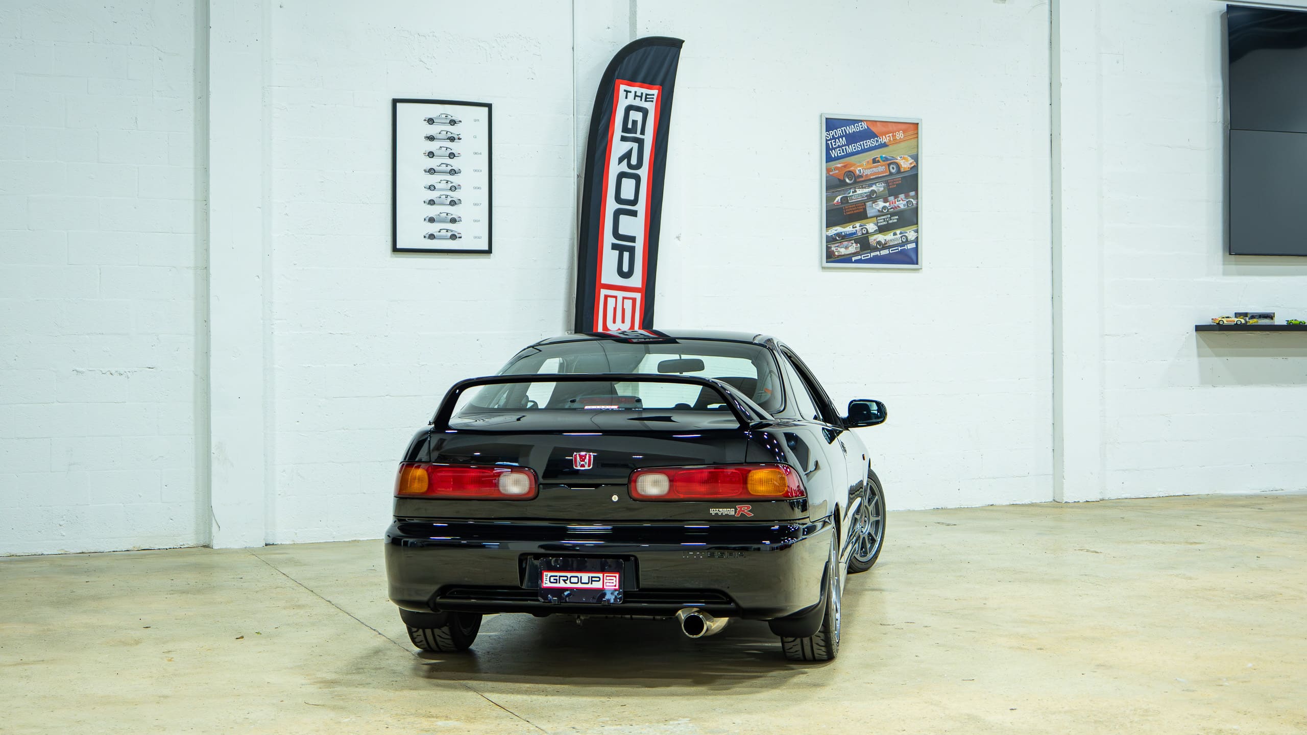 1998 Honda Integra Type R – DC2 – JDM – Only 23k Kilometers – Original Paint – Time Capsule full