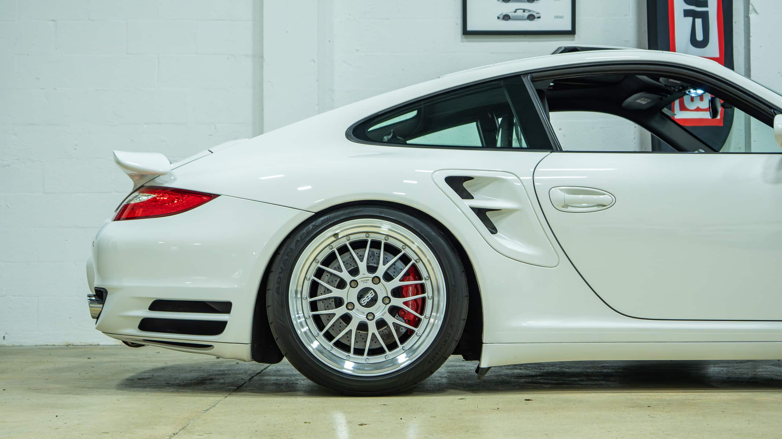 2008 Porsche 997.1 Turbo – 6 Speed Manual – 41k Miles – White/Cocoa Sport Seats – 750 Horsepower full