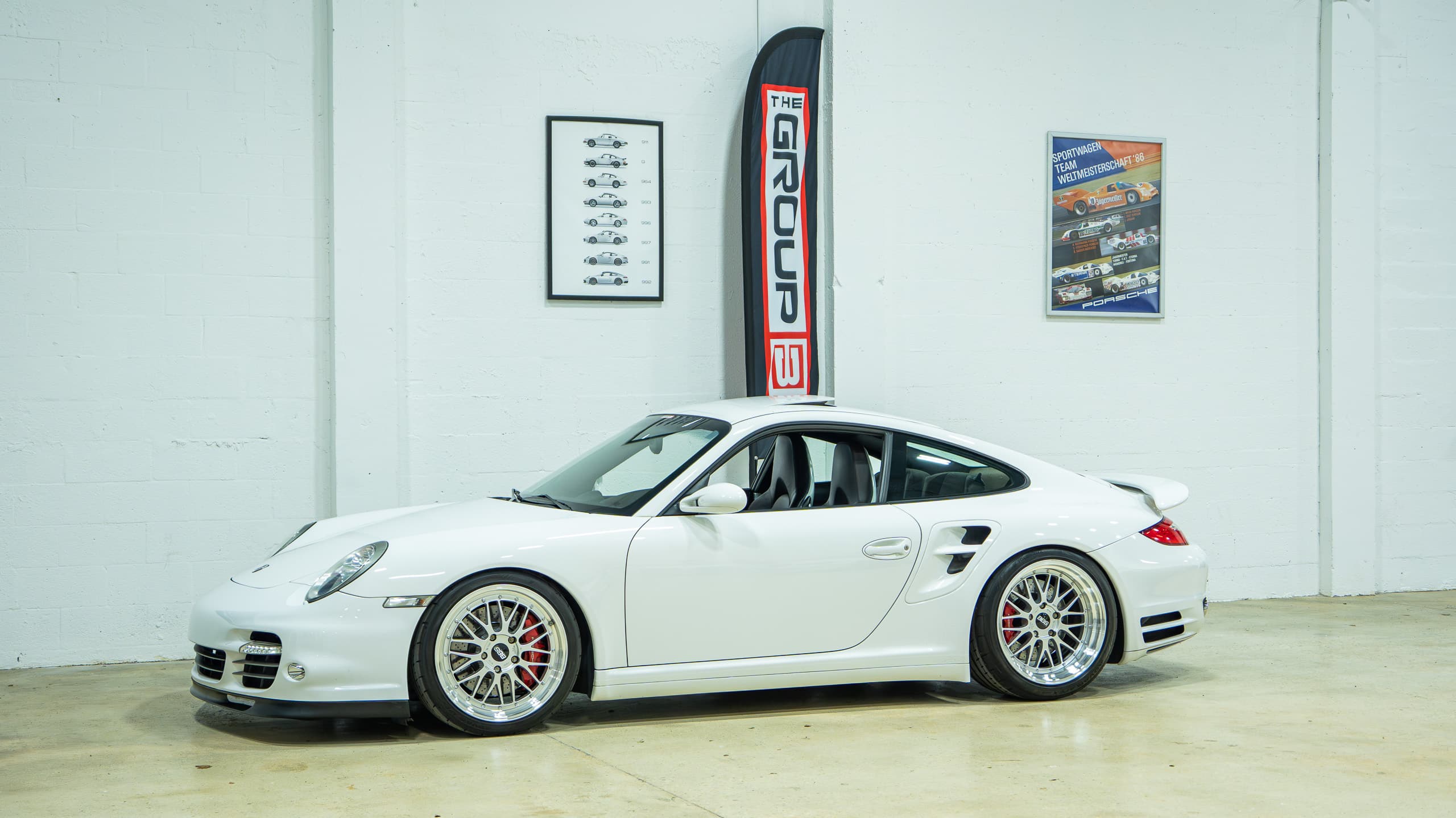 2008 Porsche 997.1 Turbo – 6 Speed Manual – 41k Miles – White/Cocoa Sport Seats – 750 Horsepower full