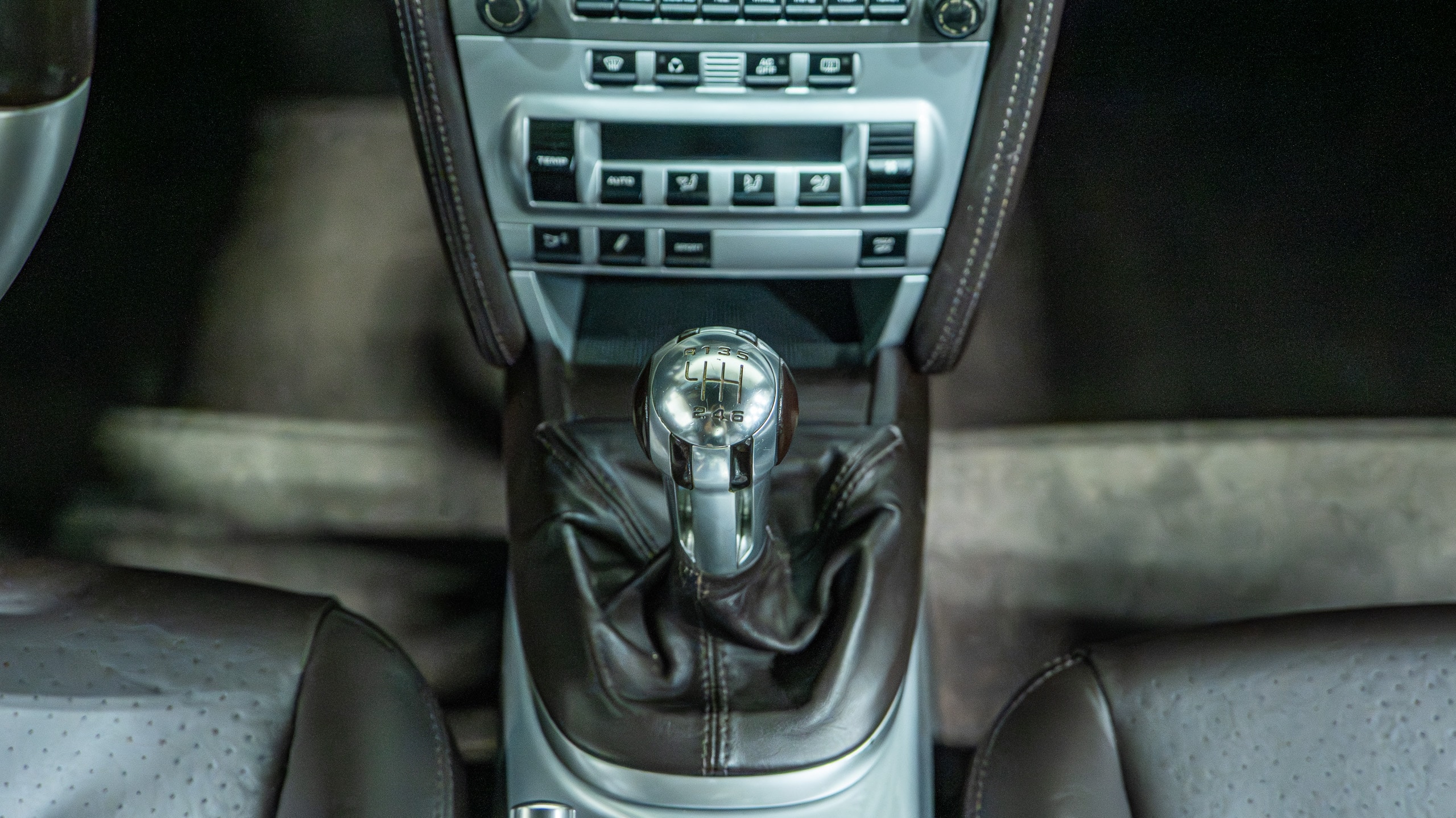 2008 Porsche 997.1 Turbo – 6 Speed Manual – 41k Miles – White/Cocoa Sport Seats – 750 Horsepower full