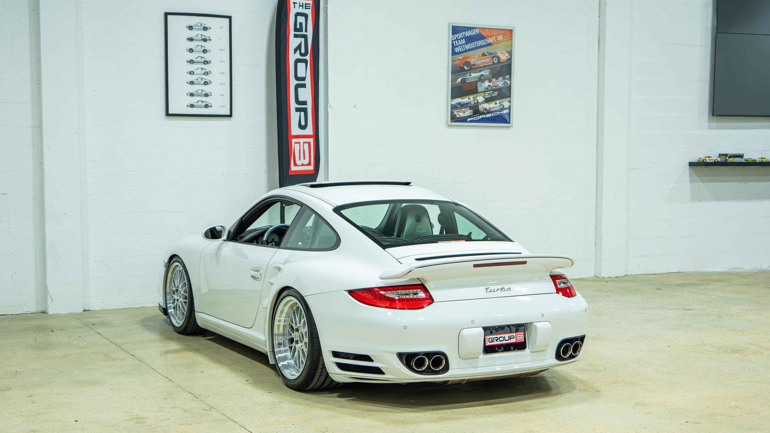 2008 Porsche 997.1 Turbo – 6 Speed Manual – 41k Miles – White/Cocoa Sport Seats – 750 Horsepower full