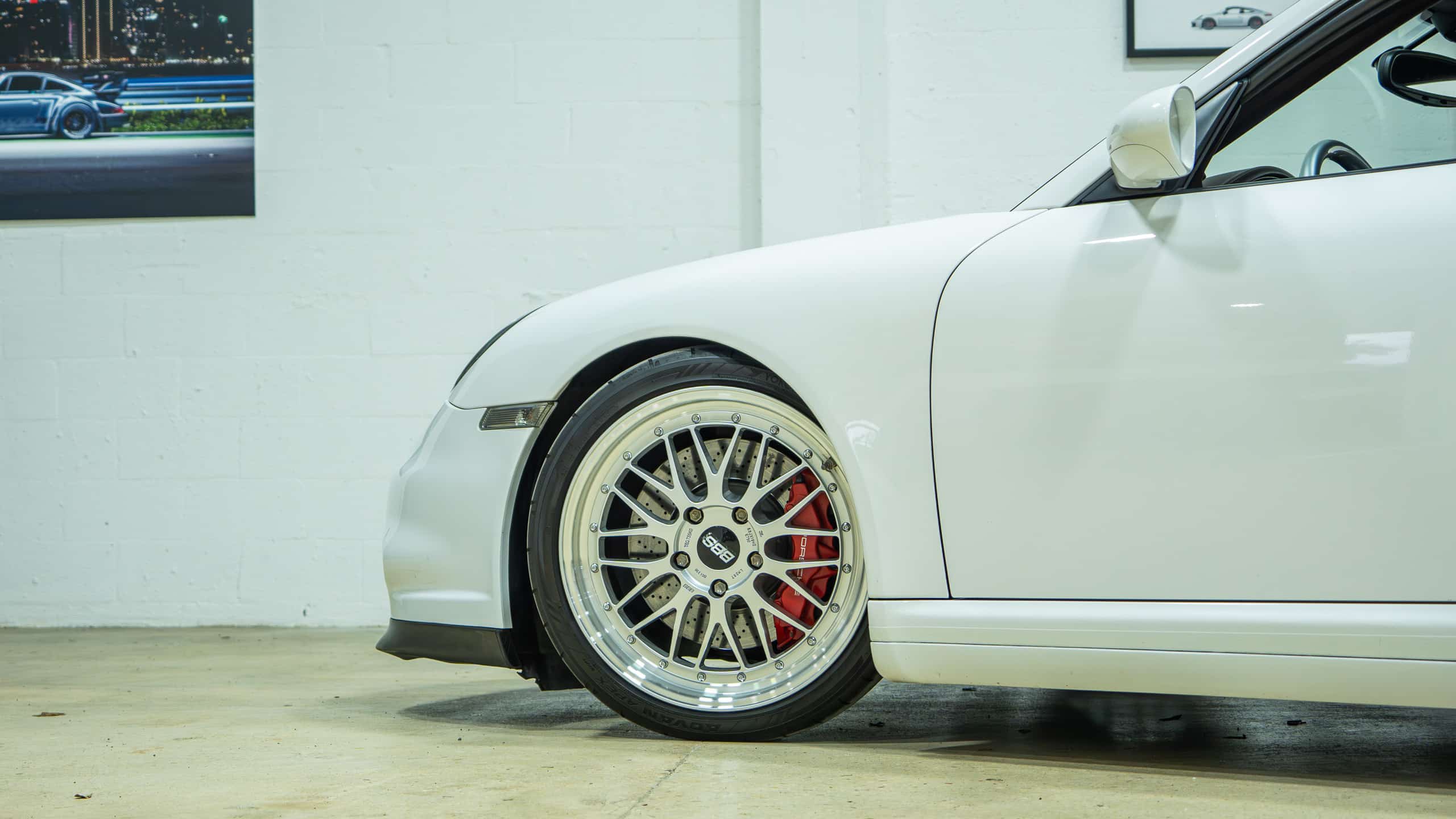 2008 Porsche 997.1 Turbo – 6 Speed Manual – 41k Miles – White/Cocoa Sport Seats – 750 Horsepower full
