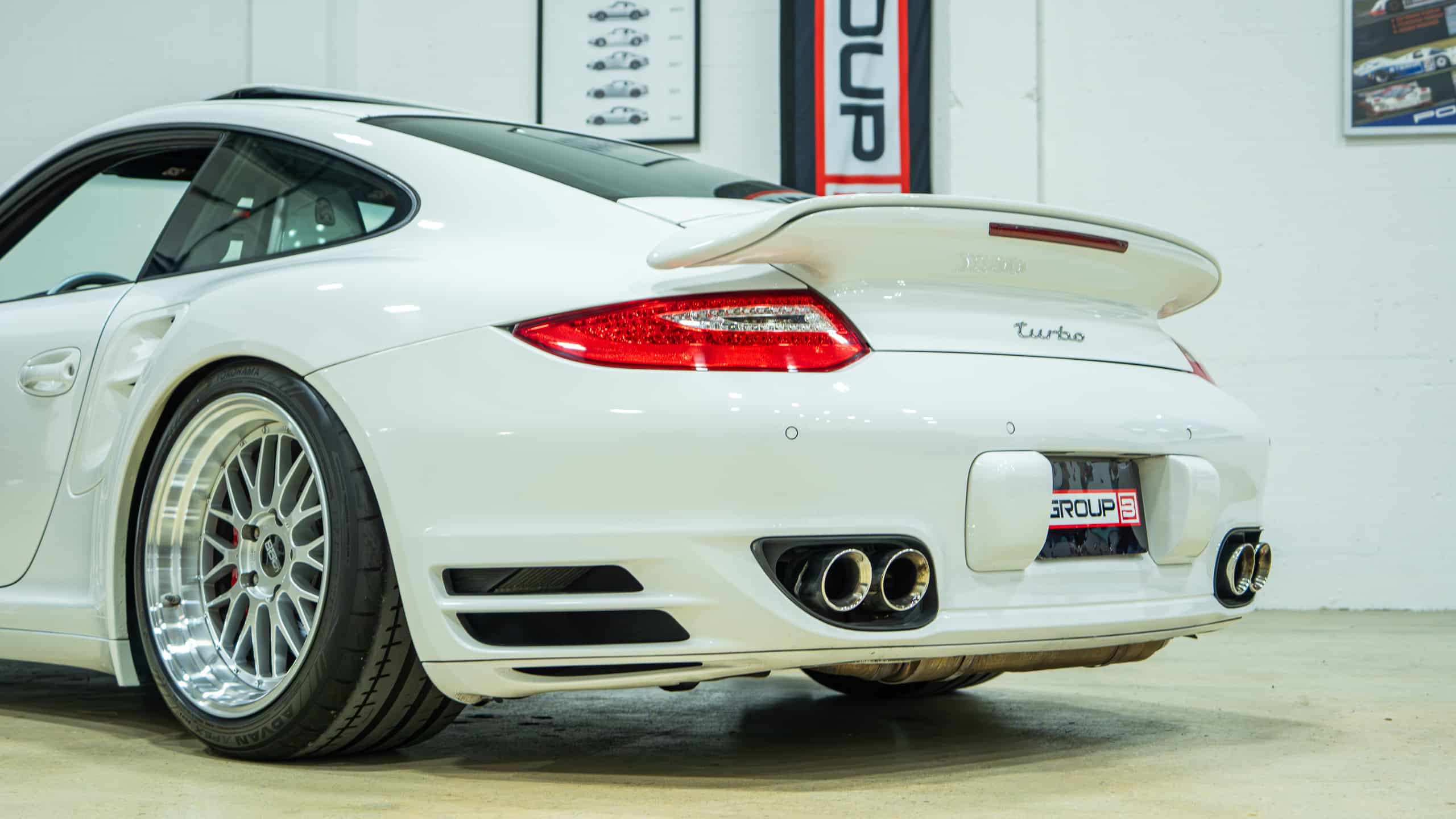 2008 Porsche 997.1 Turbo – 6 Speed Manual – 41k Miles – White/Cocoa Sport Seats – 750 Horsepower full