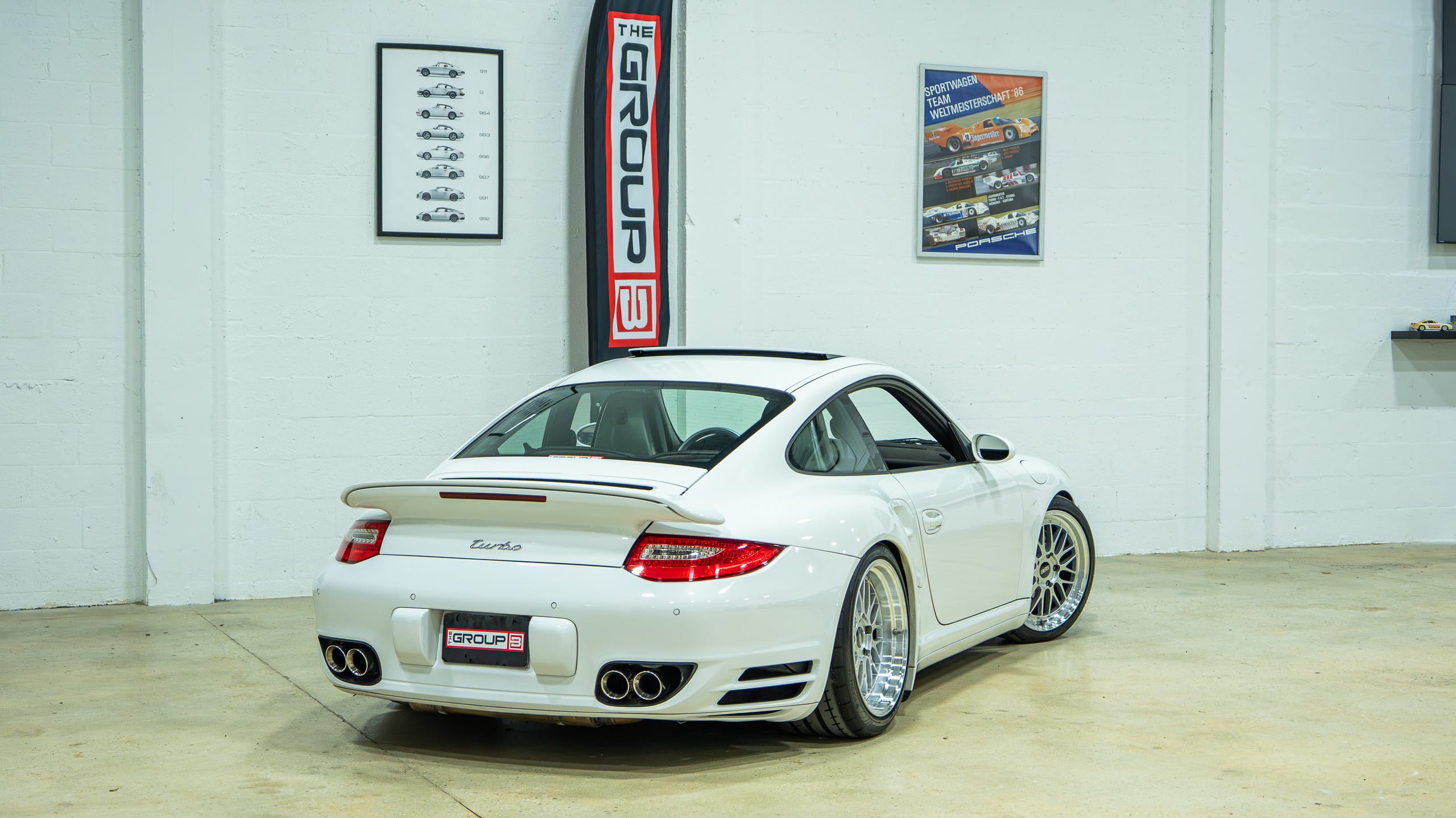 2008 Porsche 997.1 Turbo – 6 Speed Manual – 41k Miles – White/Cocoa Sport Seats – 750 Horsepower full