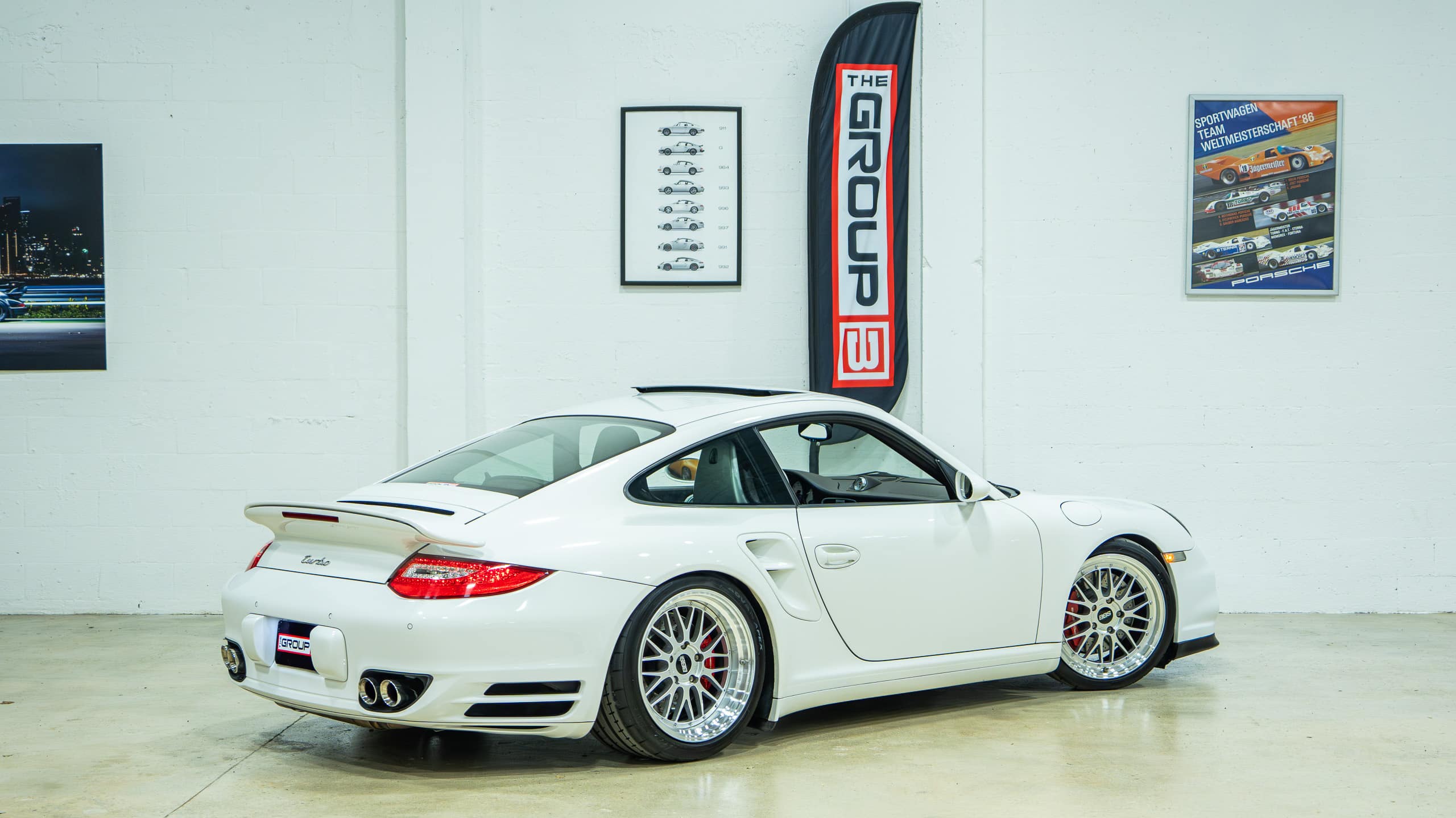 2008 Porsche 997.1 Turbo – 6 Speed Manual – 41k Miles – White/Cocoa Sport Seats – 750 Horsepower full