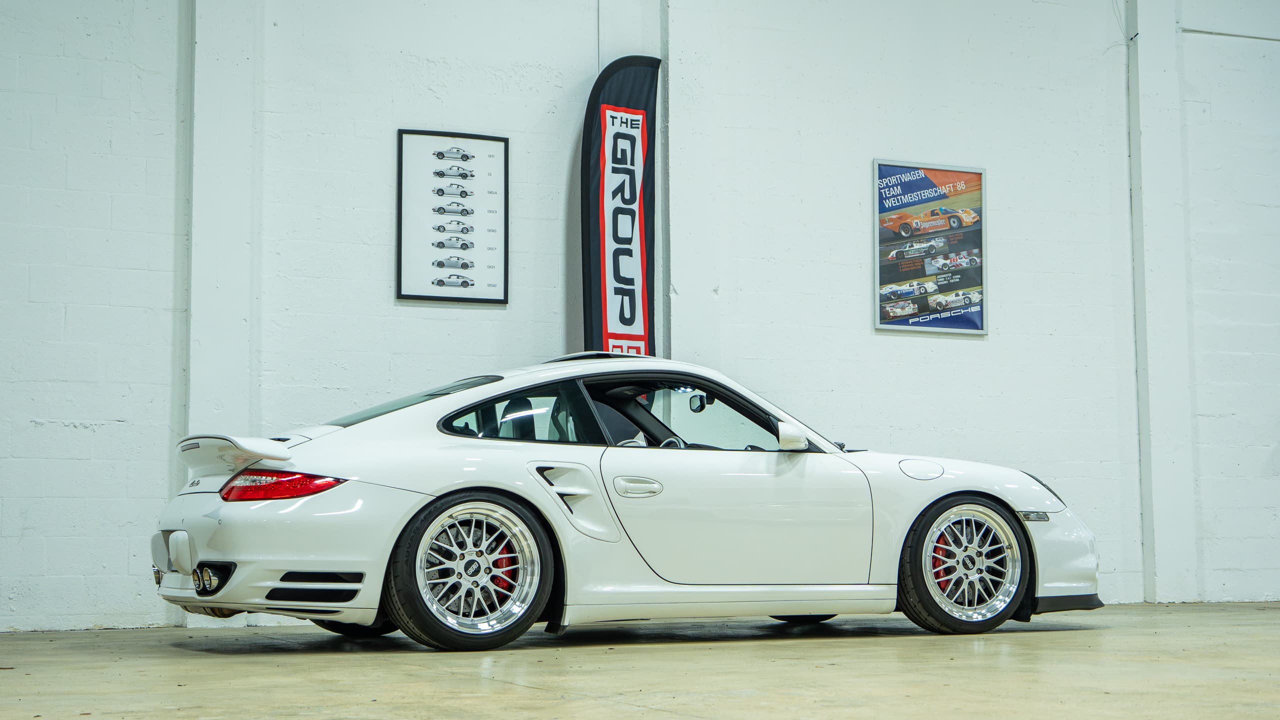 2008 Porsche 997.1 Turbo – 6 Speed Manual – 41k Miles – White/Cocoa Sport Seats – 750 Horsepower full