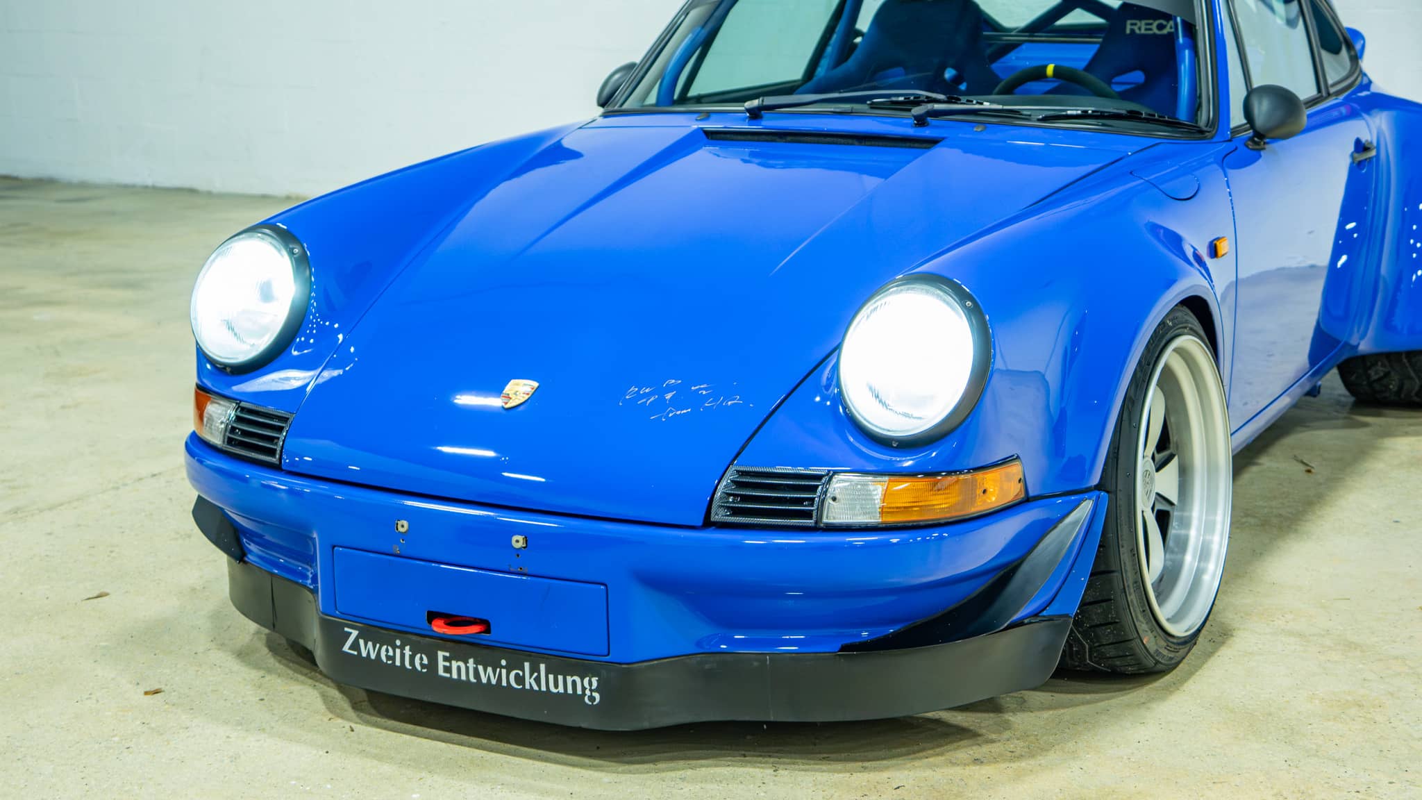 1989 Porsche 911 RWB – Backdate – 3.2L – G50 – Sunroof Delete – Smooth Fender Only 56k Miles – Bahama Blue – Custom Headers/Exhaust full