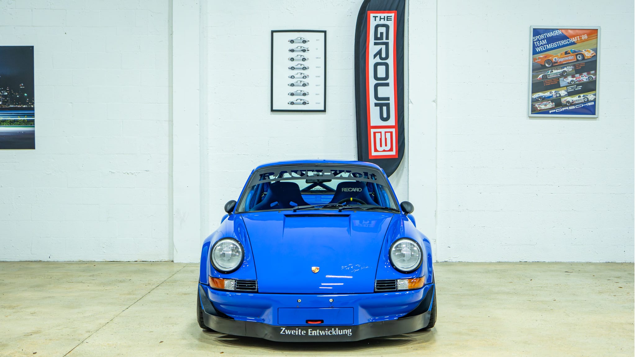 1989 Porsche 911 RWB – Backdate – 3.2L – G50 – Sunroof Delete – Smooth Fender Only 56k Miles – Bahama Blue – Custom Headers/Exhaust full
