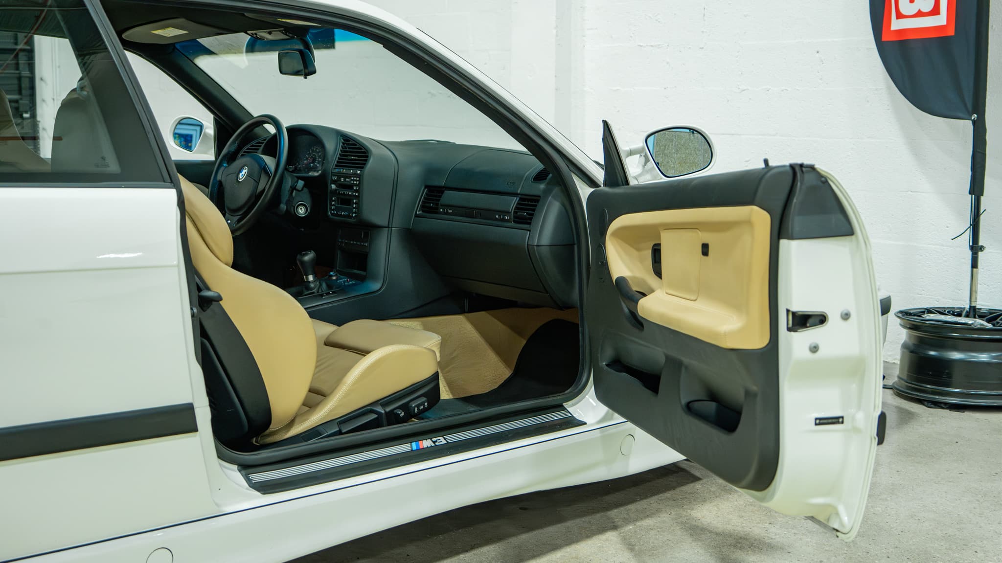 1999 BMW E36 M3 Only 24k Miles – Slicktop – Mint Condition Alpine White – Original Paint full