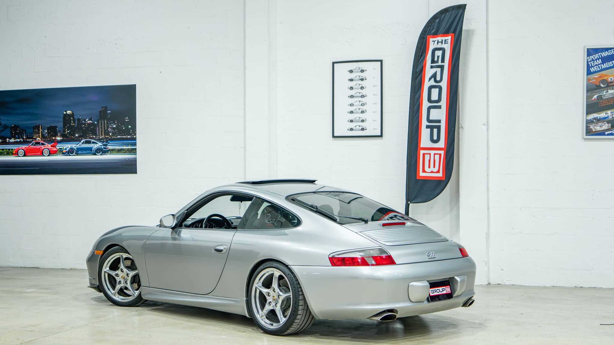 2004 Porsche 911 40th Anniversary 996.2 1 of 1963 Made – Only 28k Miles – 6 Speed Manual – Enthusiast Owned full