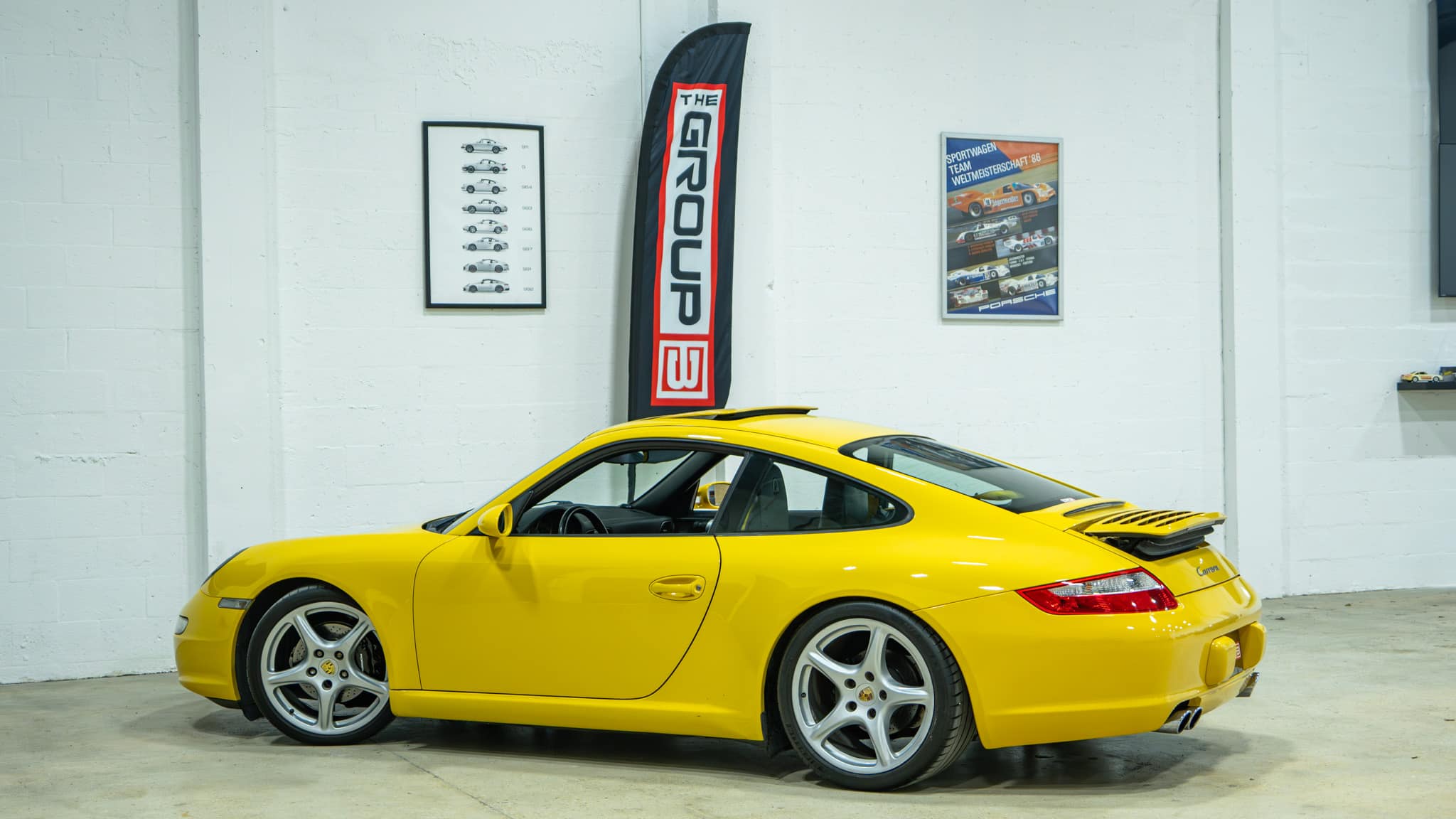 2005 Porsche 911 Carrera 997.1 Speed Yellow 105k Miles – 6 Speed Manual – Techart Exhaust – Yellow Belts full