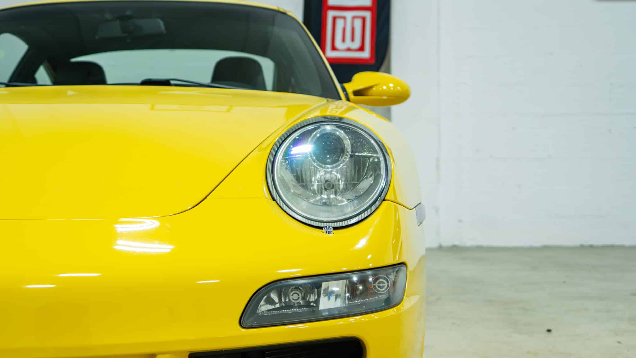 2005 Porsche 911 Carrera 997.1 Speed Yellow 105k Miles – 6 Speed Manual – Techart Exhaust – Yellow Belts full