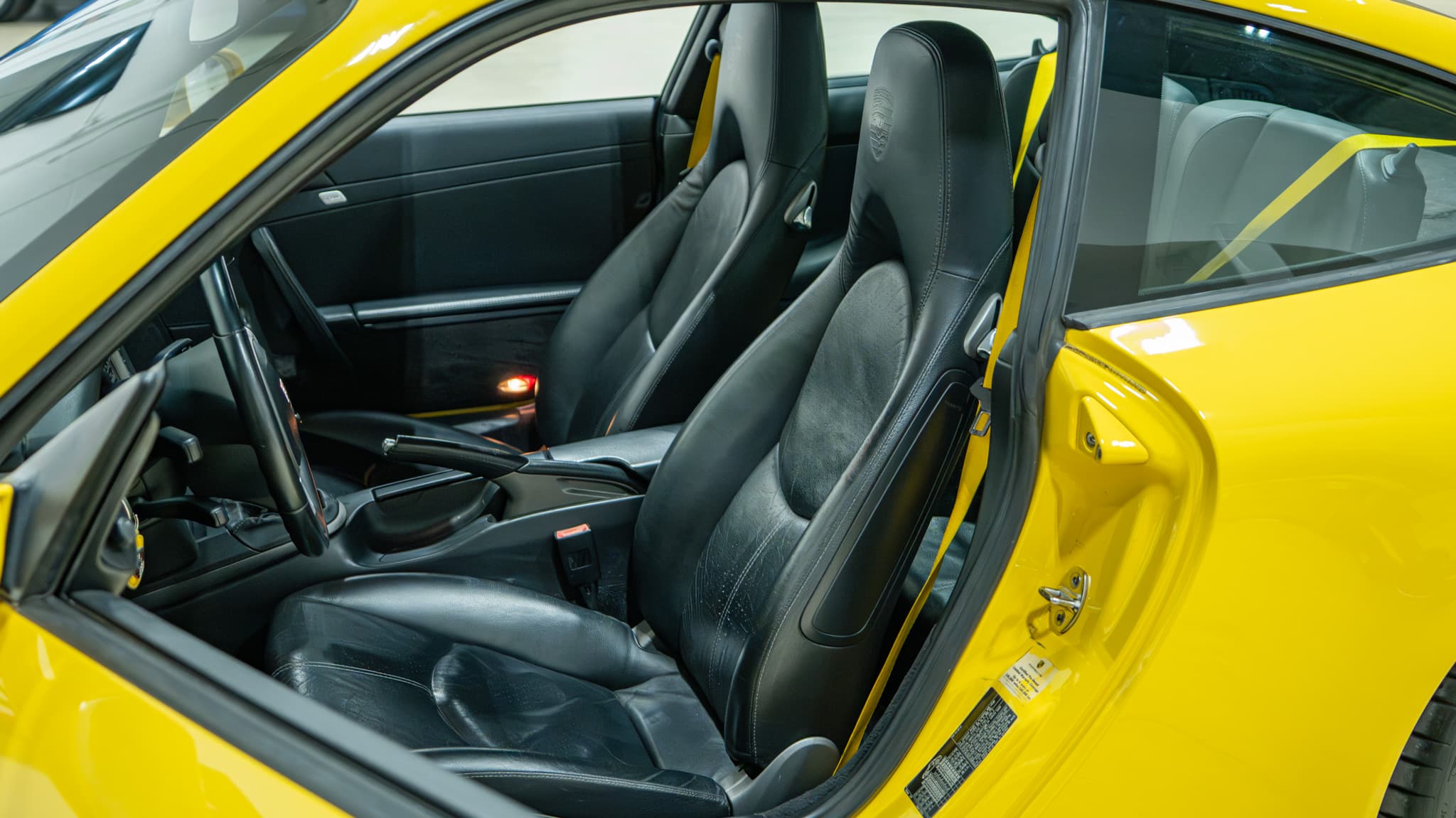 2005 Porsche 911 Carrera 997.1 Speed Yellow 105k Miles – 6 Speed Manual – Techart Exhaust – Yellow Belts full