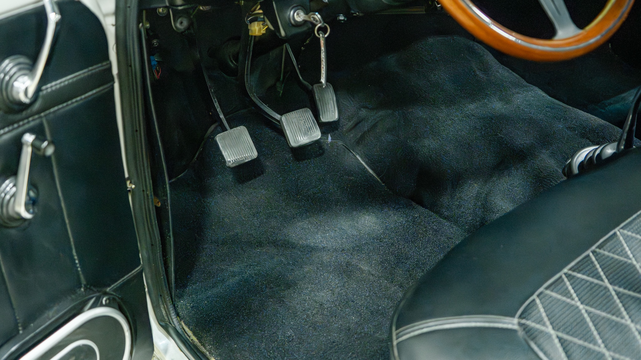 1977 Mazda REPU 20B (3 ROTOR) – Bridgeport – Haltech – ITB Side Draft – Aerospace Suspension/Brakes full