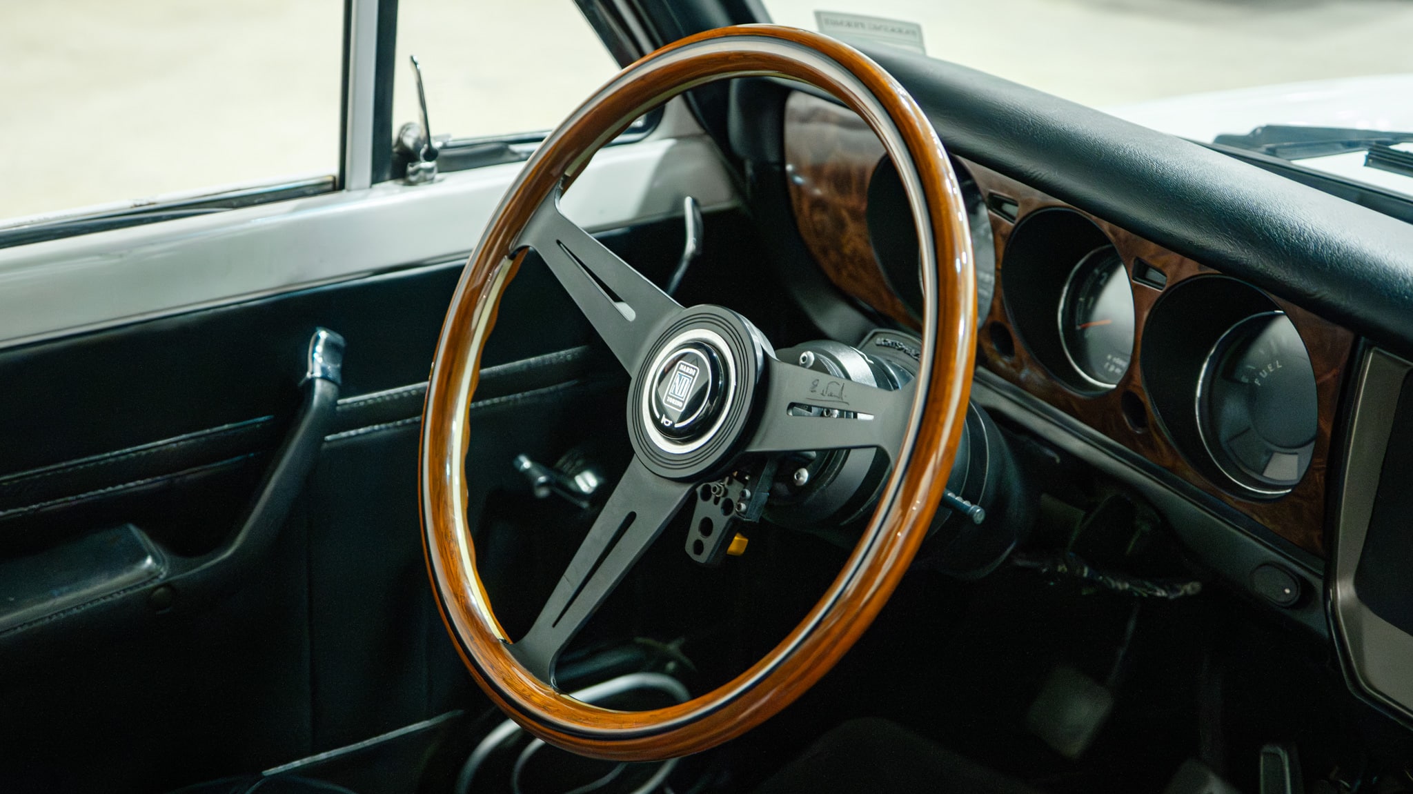 1977 Mazda REPU 20B (3 ROTOR) – Bridgeport – Haltech – ITB Side Draft – Aerospace Suspension/Brakes full