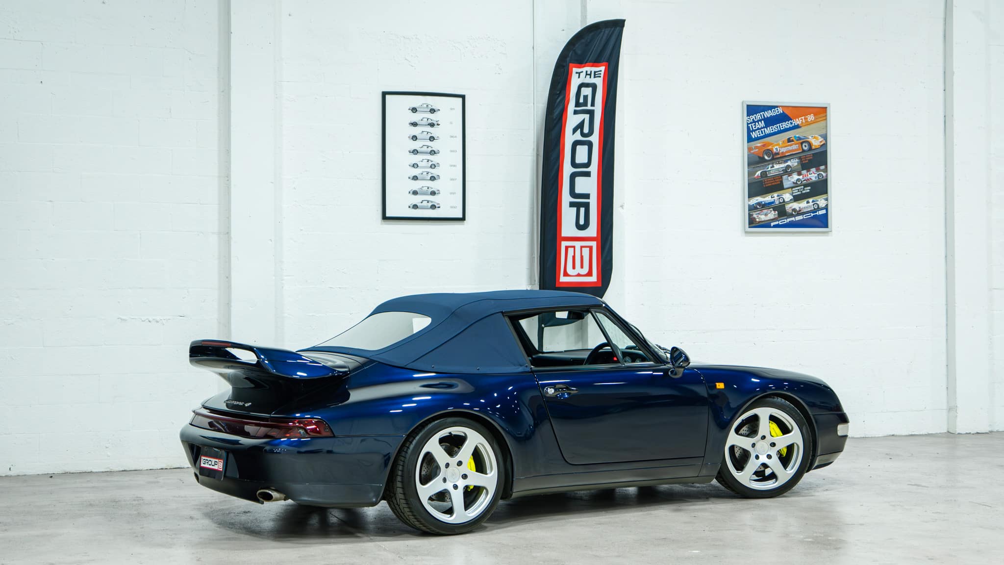 1995 Porsche 911 993 Carrera 4 Midnight Blue – 6 Speed Manual – Bilstein Coilovers full