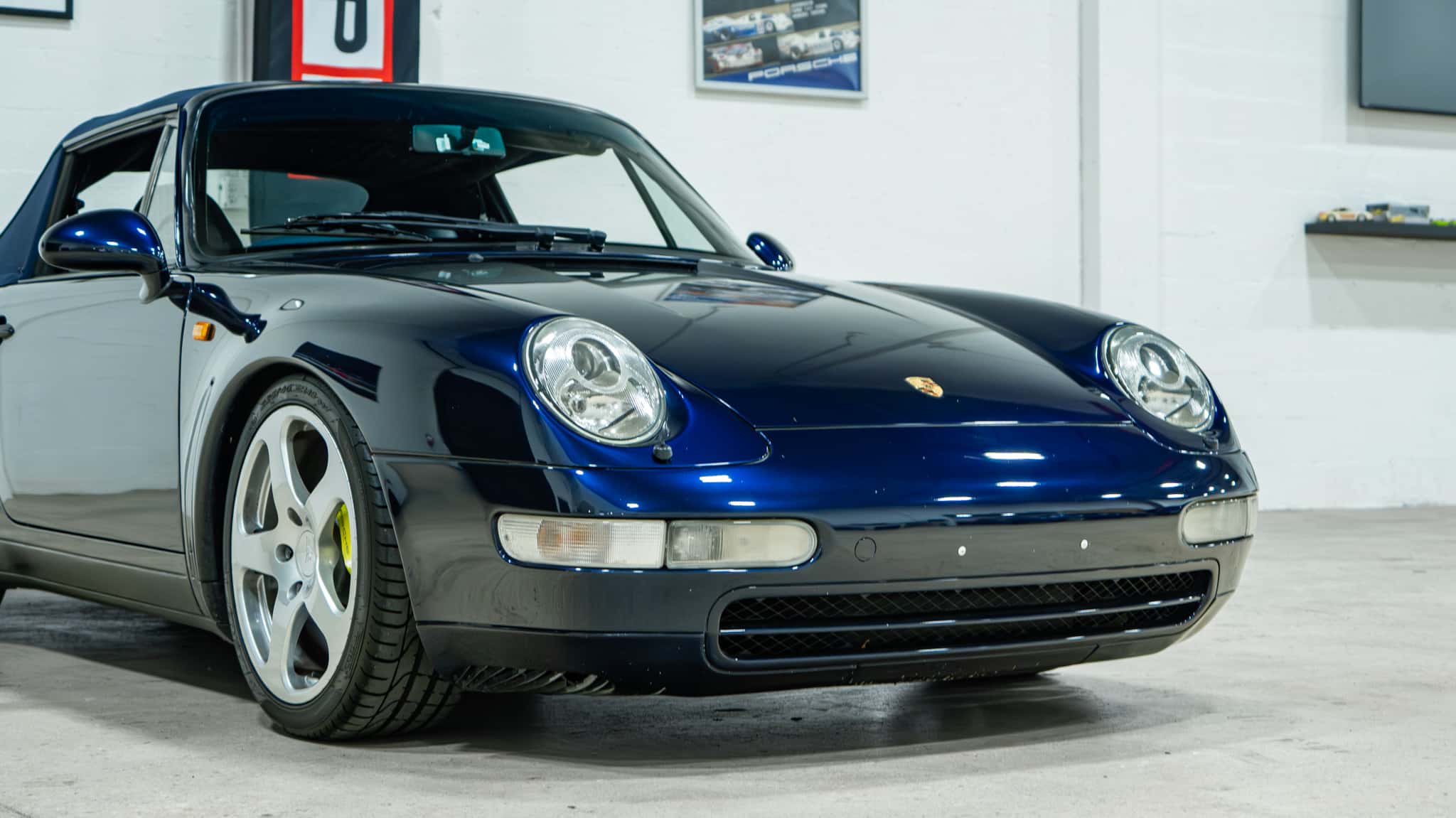 1995 Porsche 911 993 Carrera 4 Midnight Blue – 6 Speed Manual – Bilstein Coilovers full