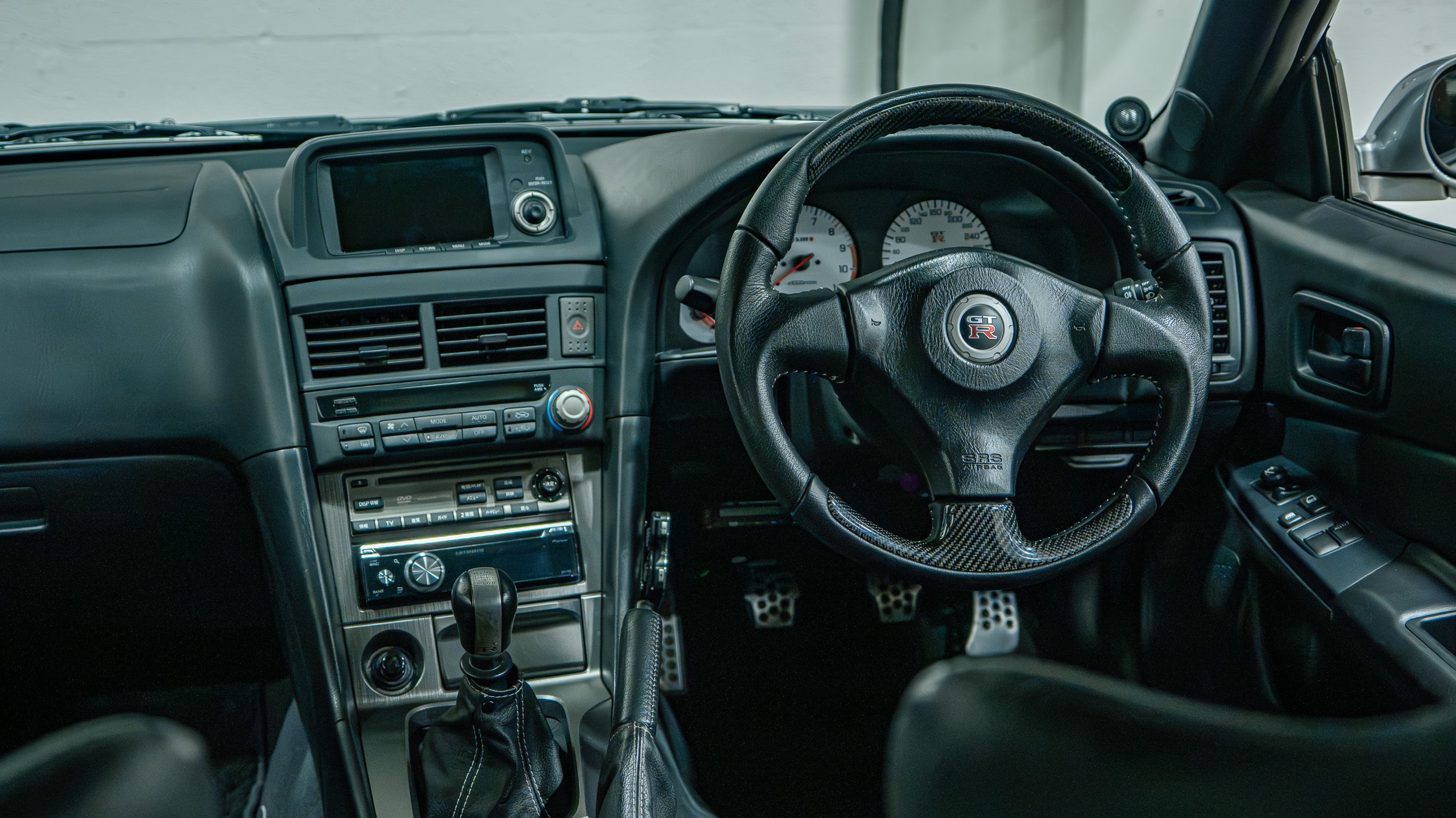 2001 Nissan Skyline GTR R34 – ONE OWNER – 37K MILES – NISMO FACTORY HERITAGE full