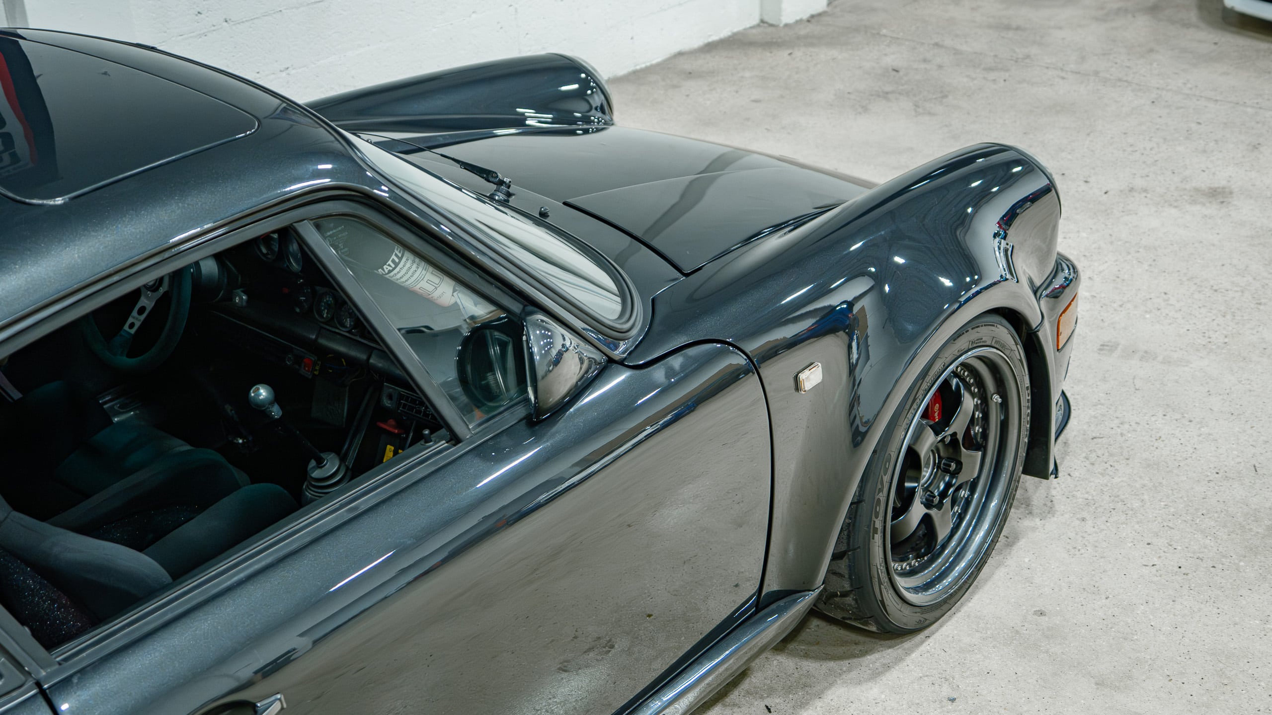 1984 Porsche 930 Turbo 3.3L Big Turbo – MOTEC – EFI – Brembo Brakes – Coilover Conversion full