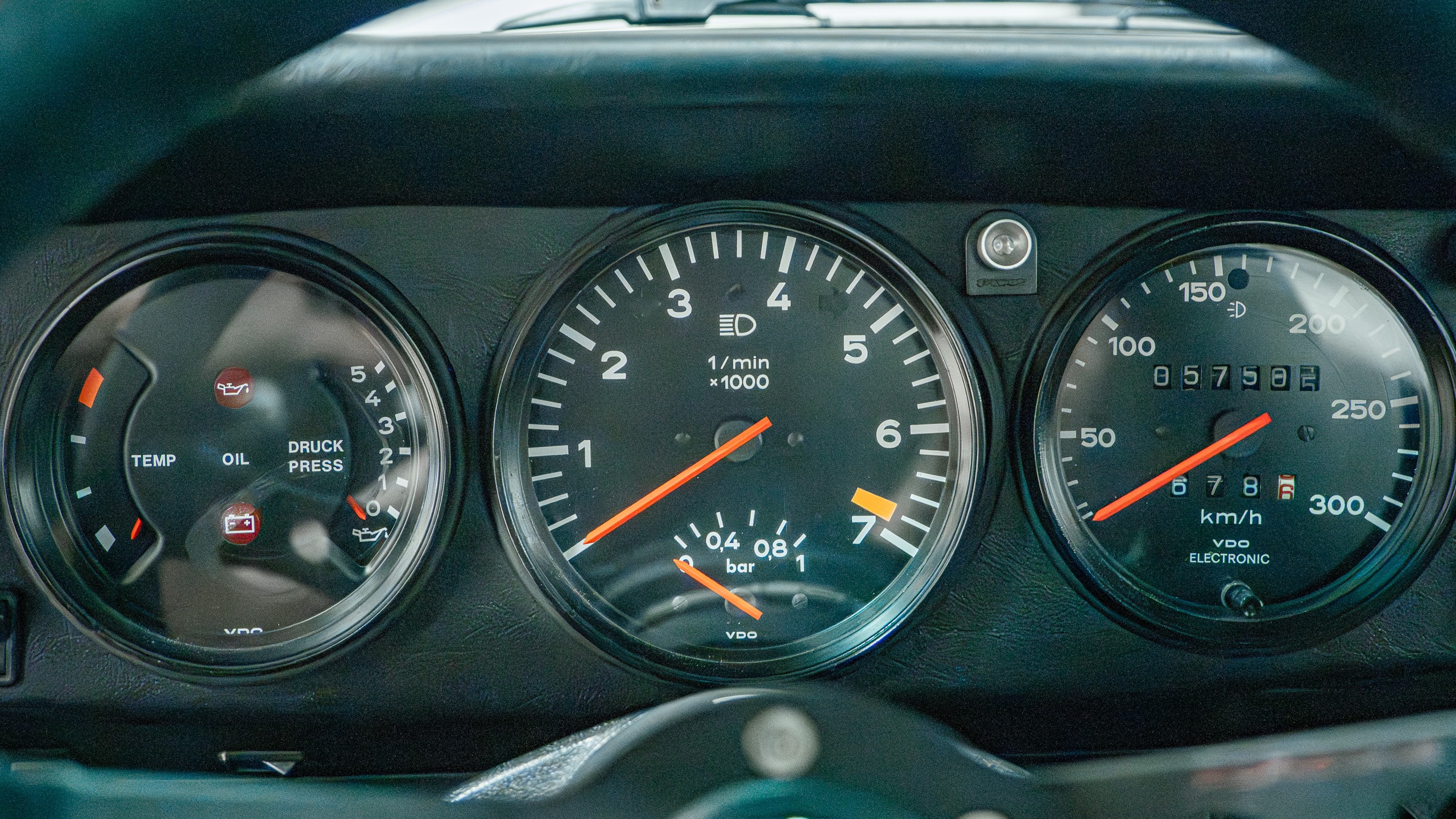 1984 Porsche 930 Turbo 3.3L Big Turbo – MOTEC – EFI – Brembo Brakes – Coilover Conversion full