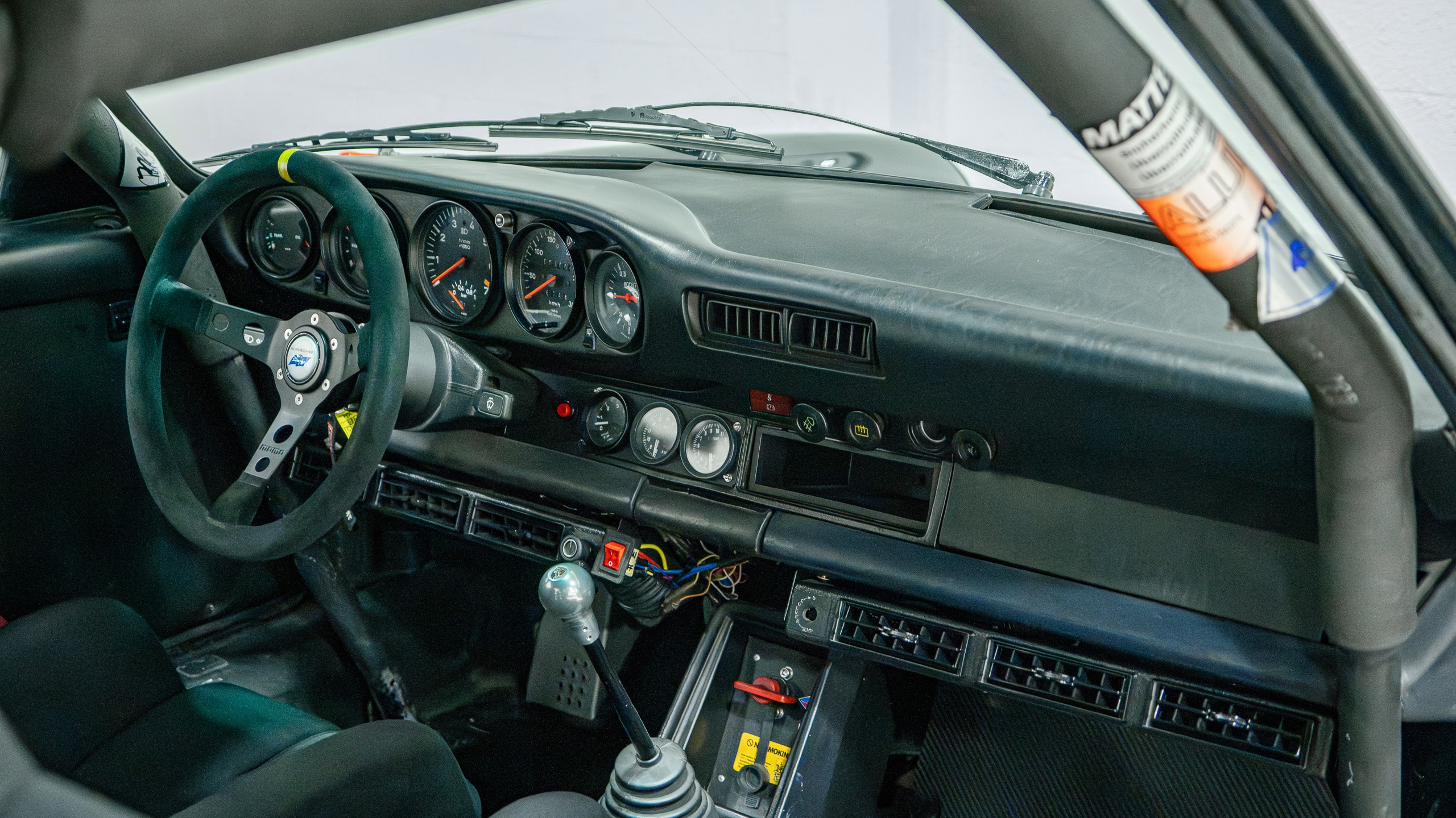 1984 Porsche 930 Turbo 3.3L Big Turbo – MOTEC – EFI – Brembo Brakes – Coilover Conversion full