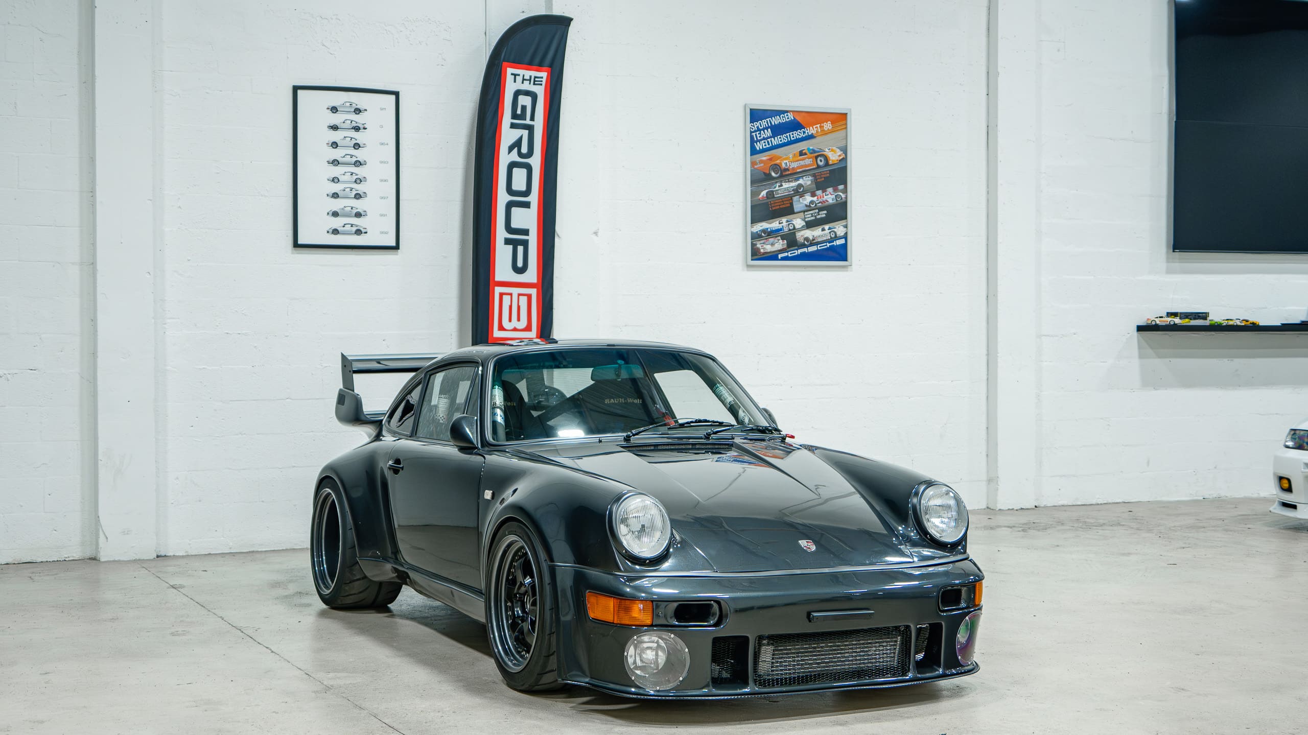 1984 Porsche 930 Turbo 3.3L Big Turbo – MOTEC – EFI – Brembo Brakes – Coilover Conversion full
