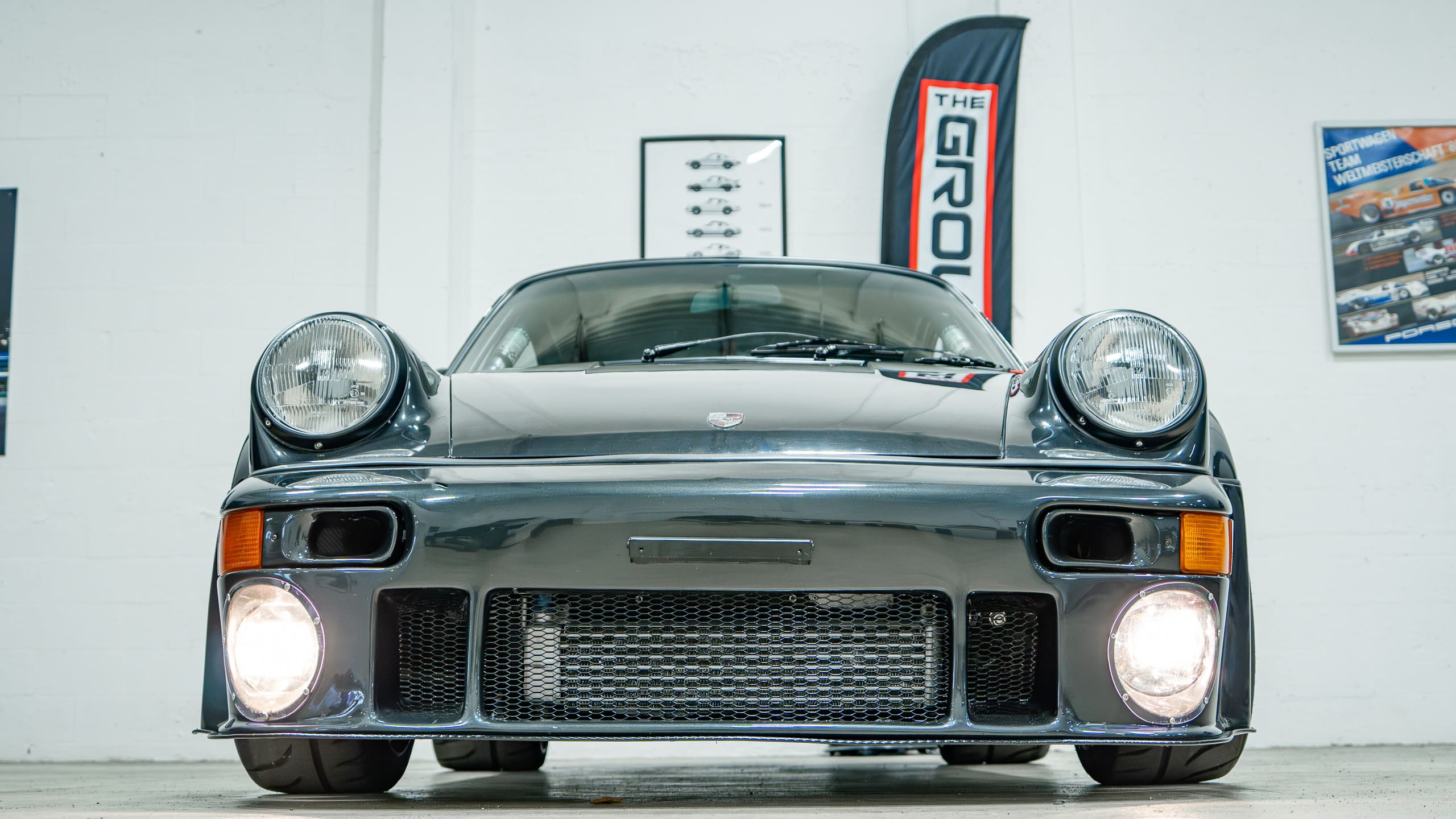 1984 Porsche 930 Turbo 3.3L Big Turbo – MOTEC – EFI – Brembo Brakes – Coilover Conversion full