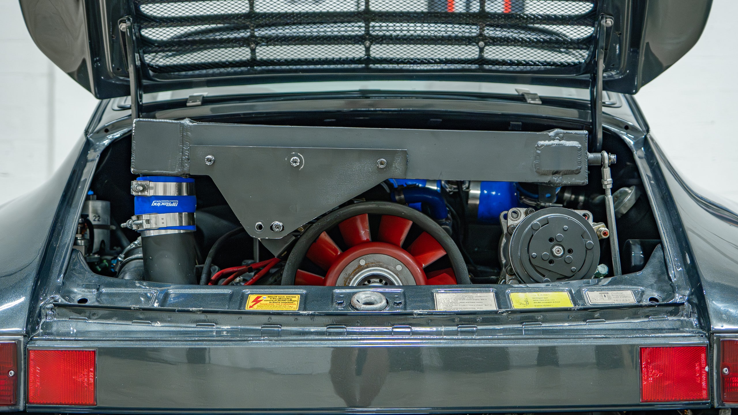1984 Porsche 930 Turbo 3.3L Big Turbo – MOTEC – EFI – Brembo Brakes – Coilover Conversion full