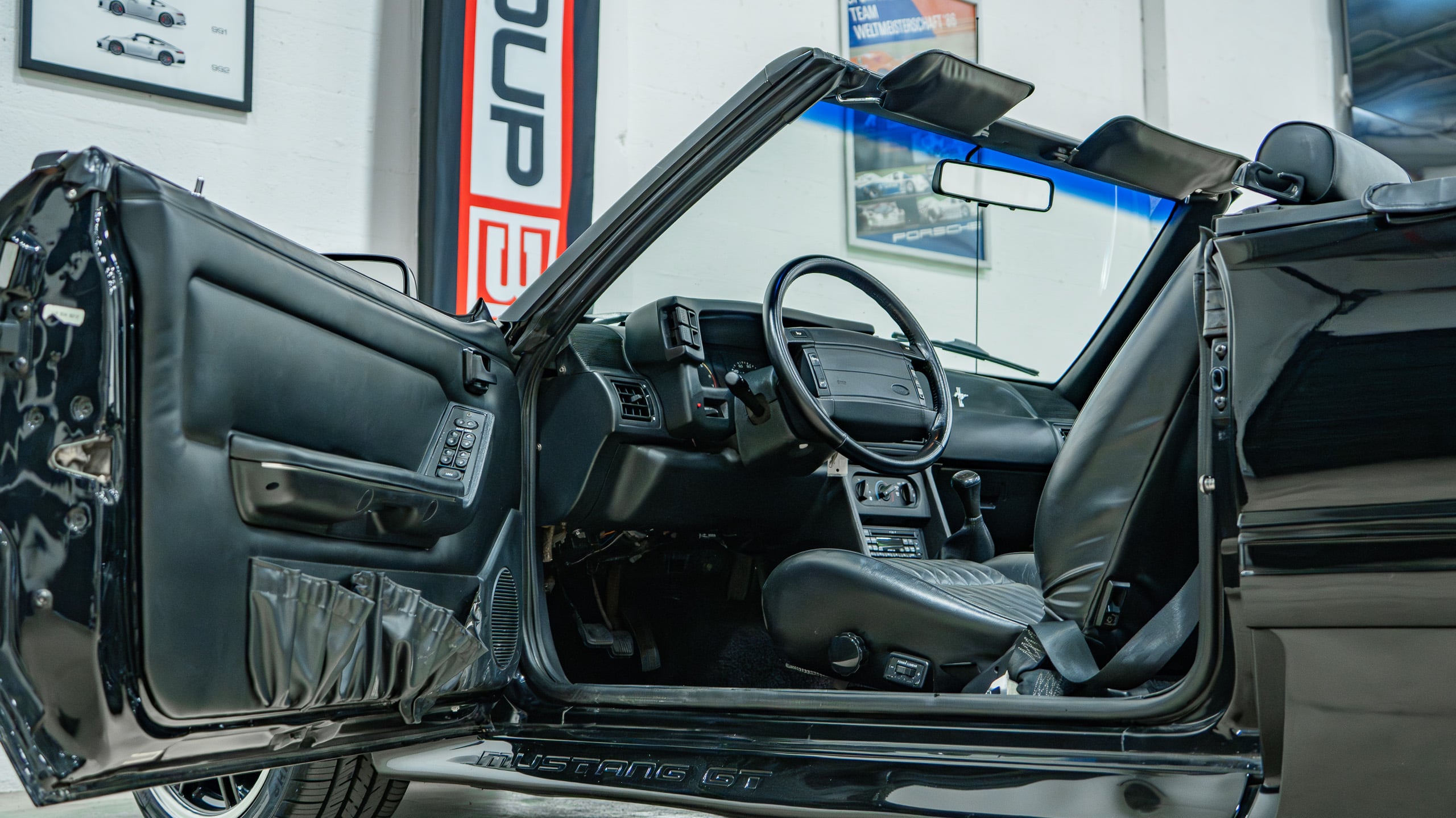 1993 Ford Mustang GT 5.0 – 5 Speed Manual Only 25k Miles – All Original Paint – Triple Black – All stock parts included full