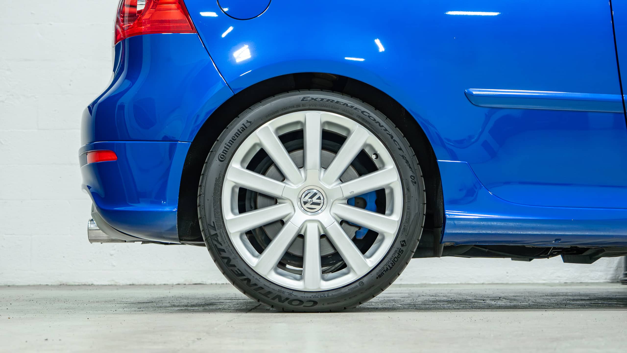 2008 Volkswagen R32 Only 45k Miles – Sapphire blue original paint – DSG full