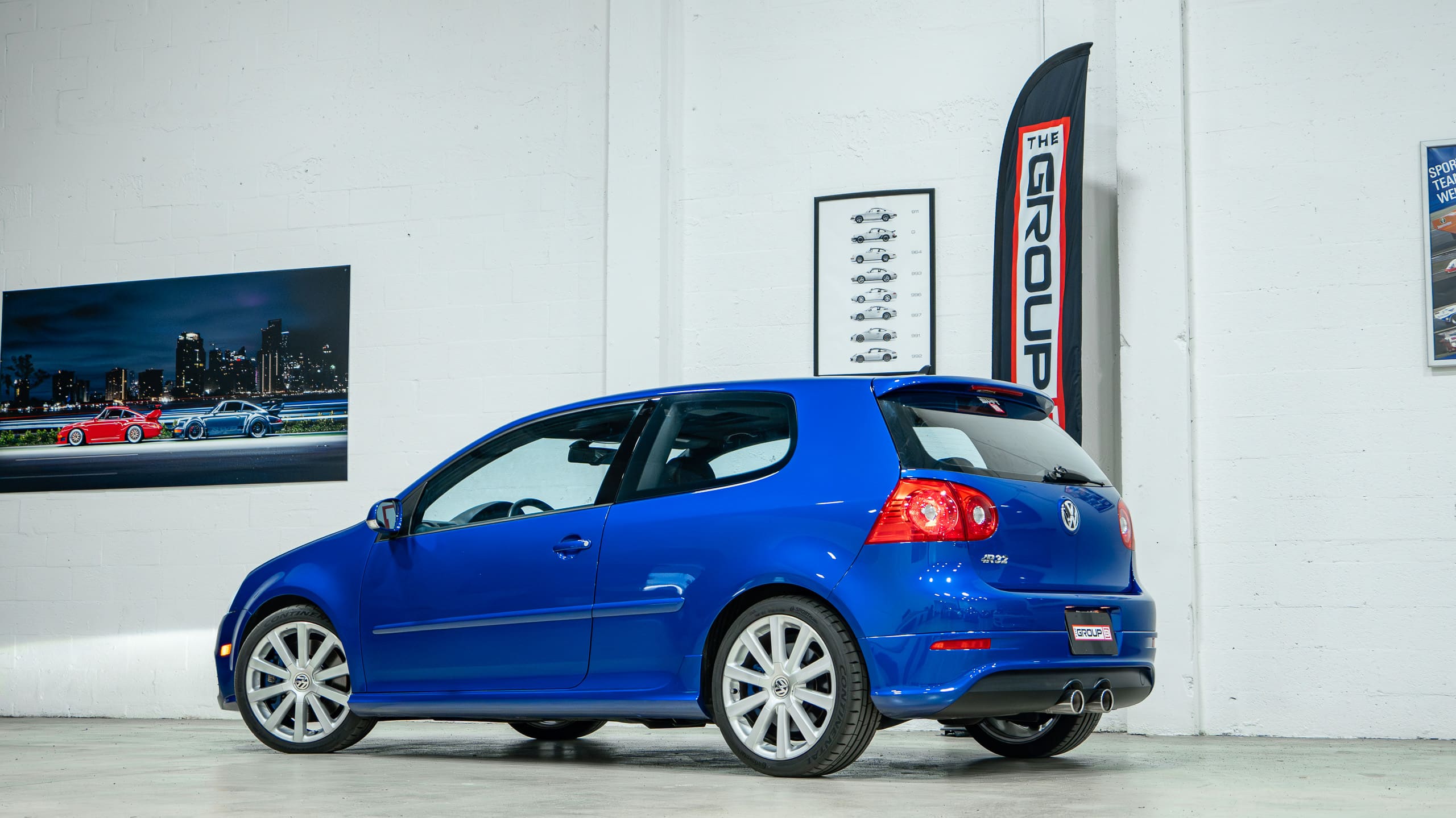 2008 Volkswagen R32 Only 45k Miles – Sapphire blue original paint – DSG full