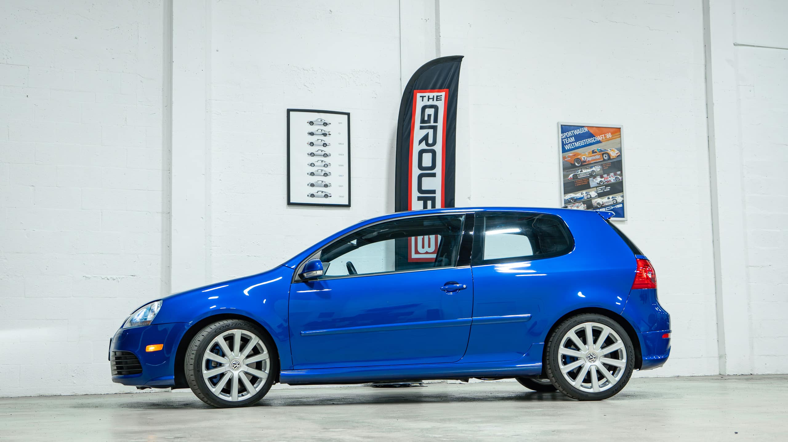2008 Volkswagen R32 Only 45k Miles – Sapphire blue original paint – DSG full