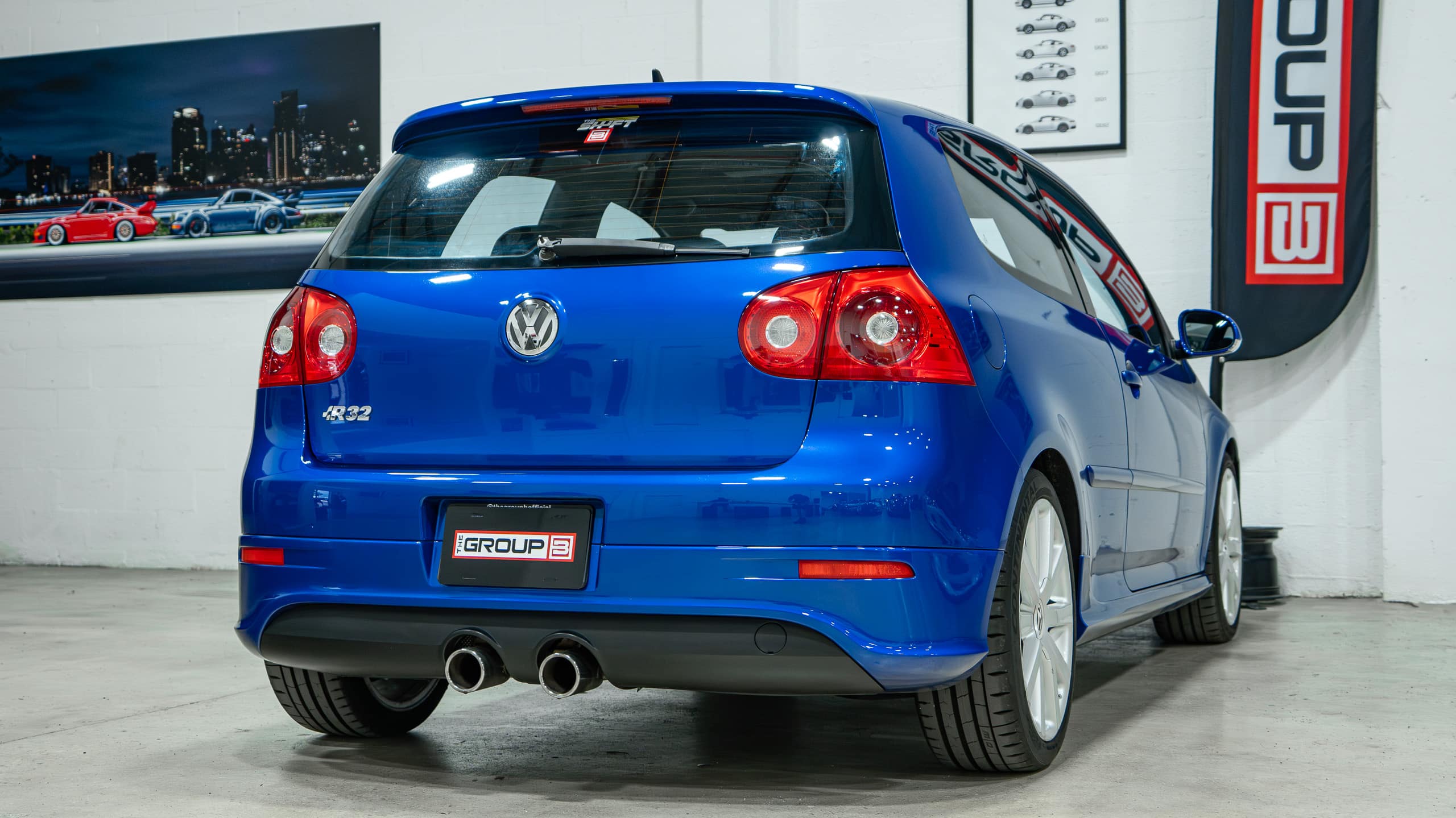 2008 Volkswagen R32 Only 45k Miles – Sapphire blue original paint – DSG full