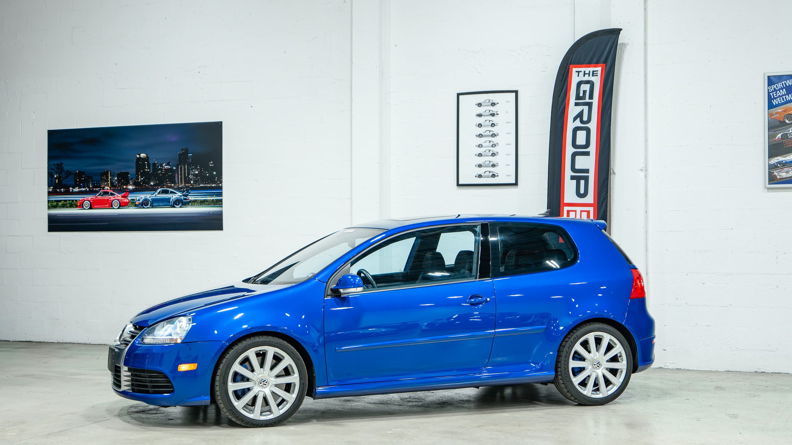 2008 Volkswagen R32 Only 45k Miles – Sapphire blue original paint – DSG full