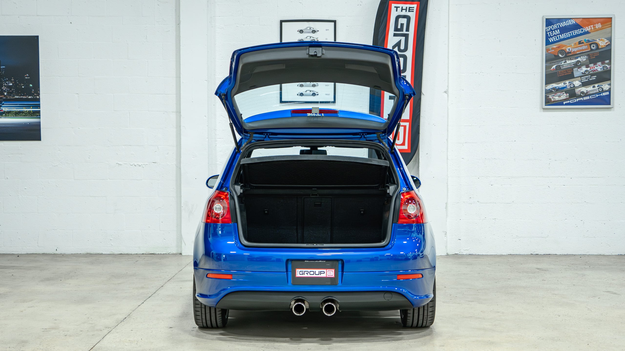 2008 Volkswagen R32 Only 45k Miles – Sapphire blue original paint – DSG full
