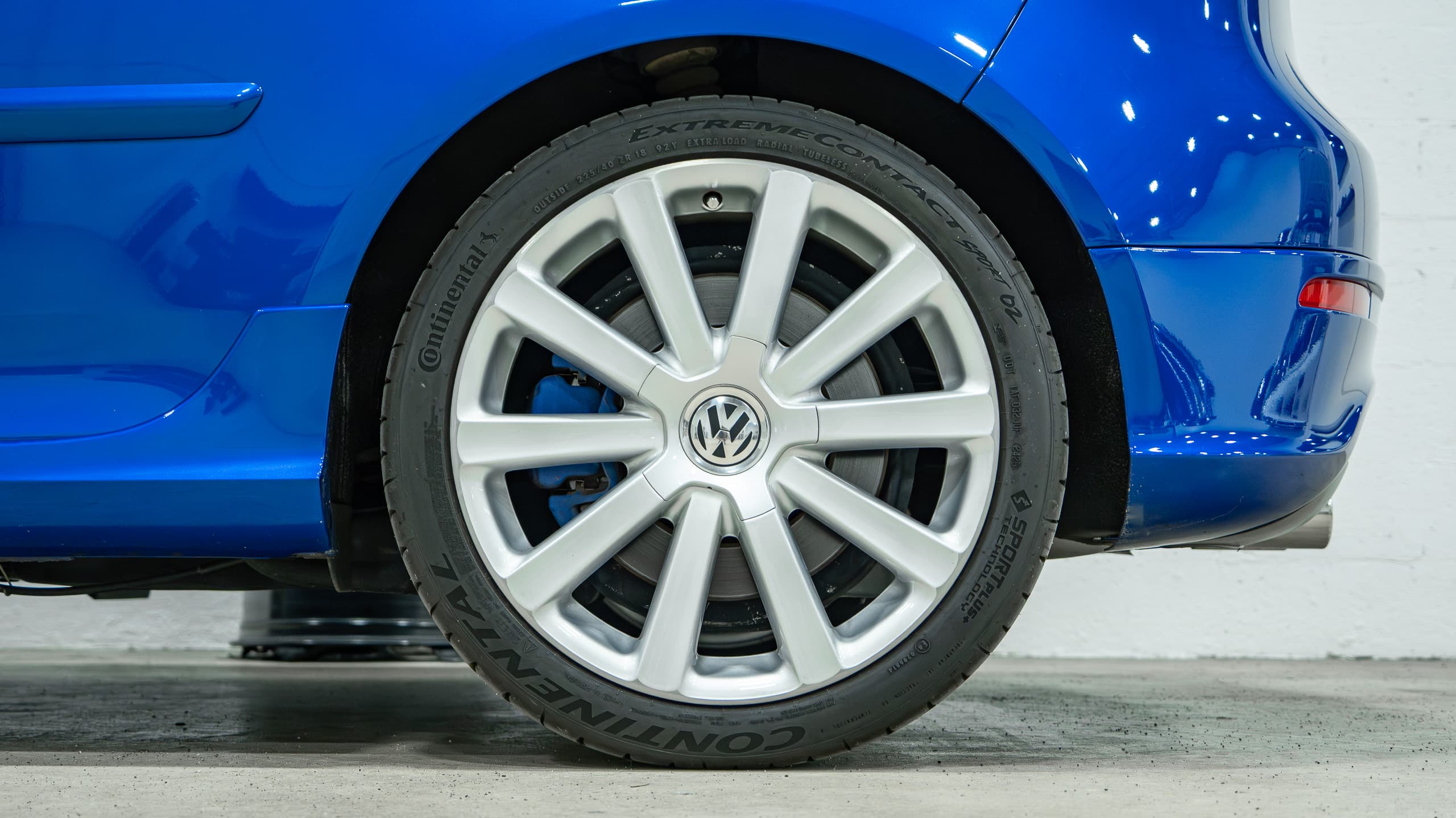 2008 Volkswagen R32 Only 45k Miles – Sapphire blue original paint – DSG full
