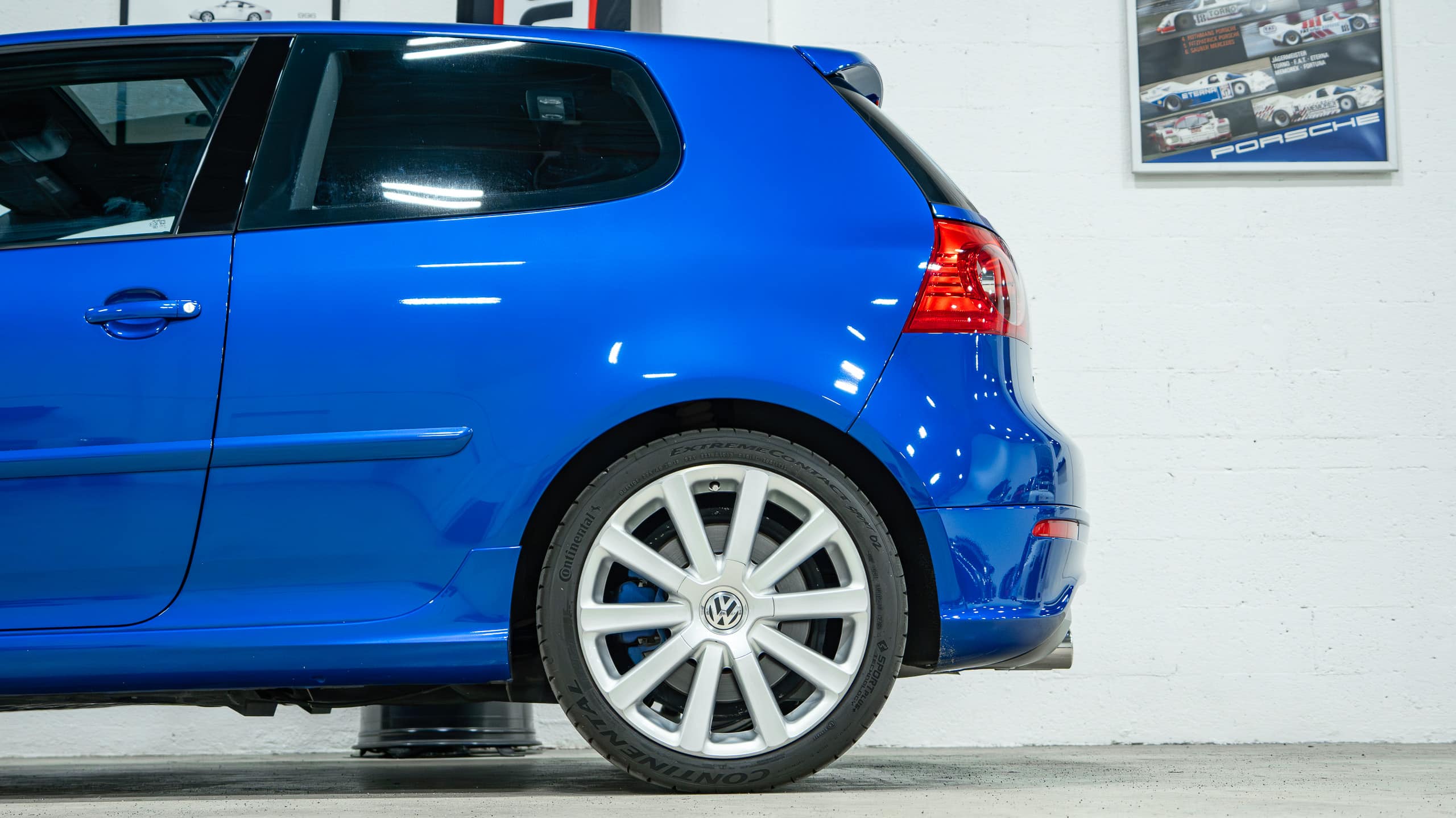 2008 Volkswagen R32 Only 45k Miles – Sapphire blue original paint – DSG full