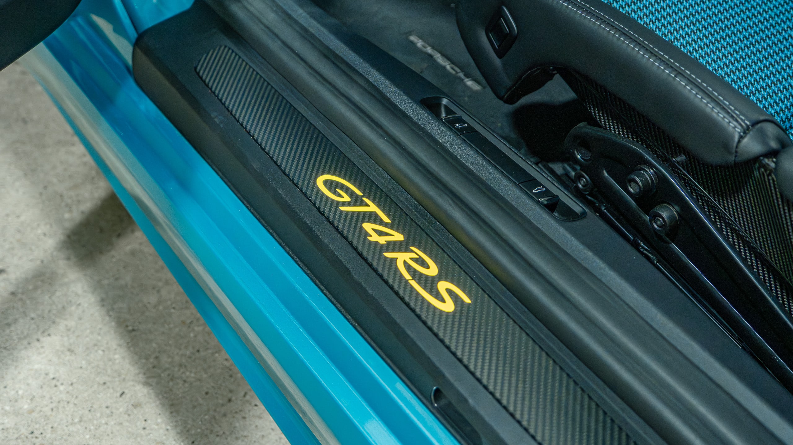 2024 Porsche Cayman GT4 RS Weissach – 1 Owner – Fully Loaded – Ipanema Blue PTS – Full Body PPF – Only 3500 miles full
