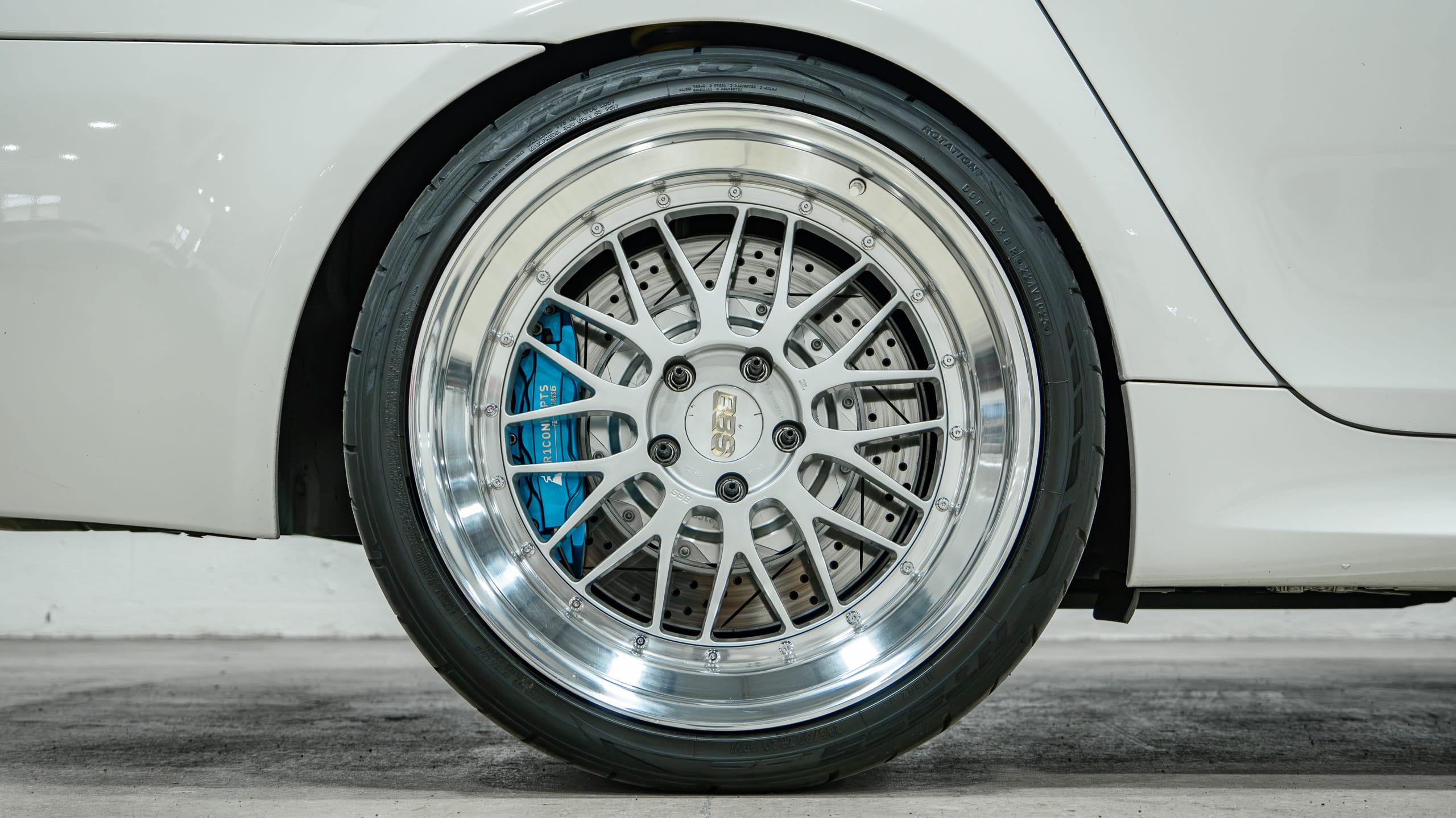 2008 BMW M5 E60 M5 Supercharged 62k Miles – ESS Supercharged – R1 Big Brakes – KW coilovers -Eisenmann Exhaust full
