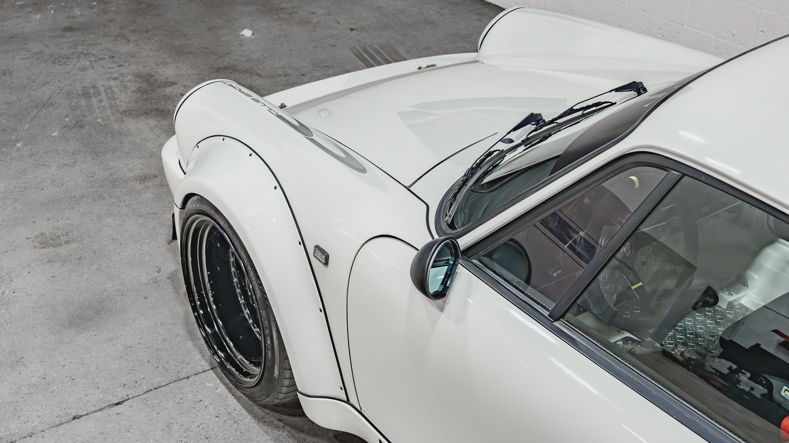 1988 Porsche 911 Club Sport 1 of 340 CS – Sunburst Widebody – Only 12k Miles – G50 5 Speed – MoTEC – 2340 Lb full
