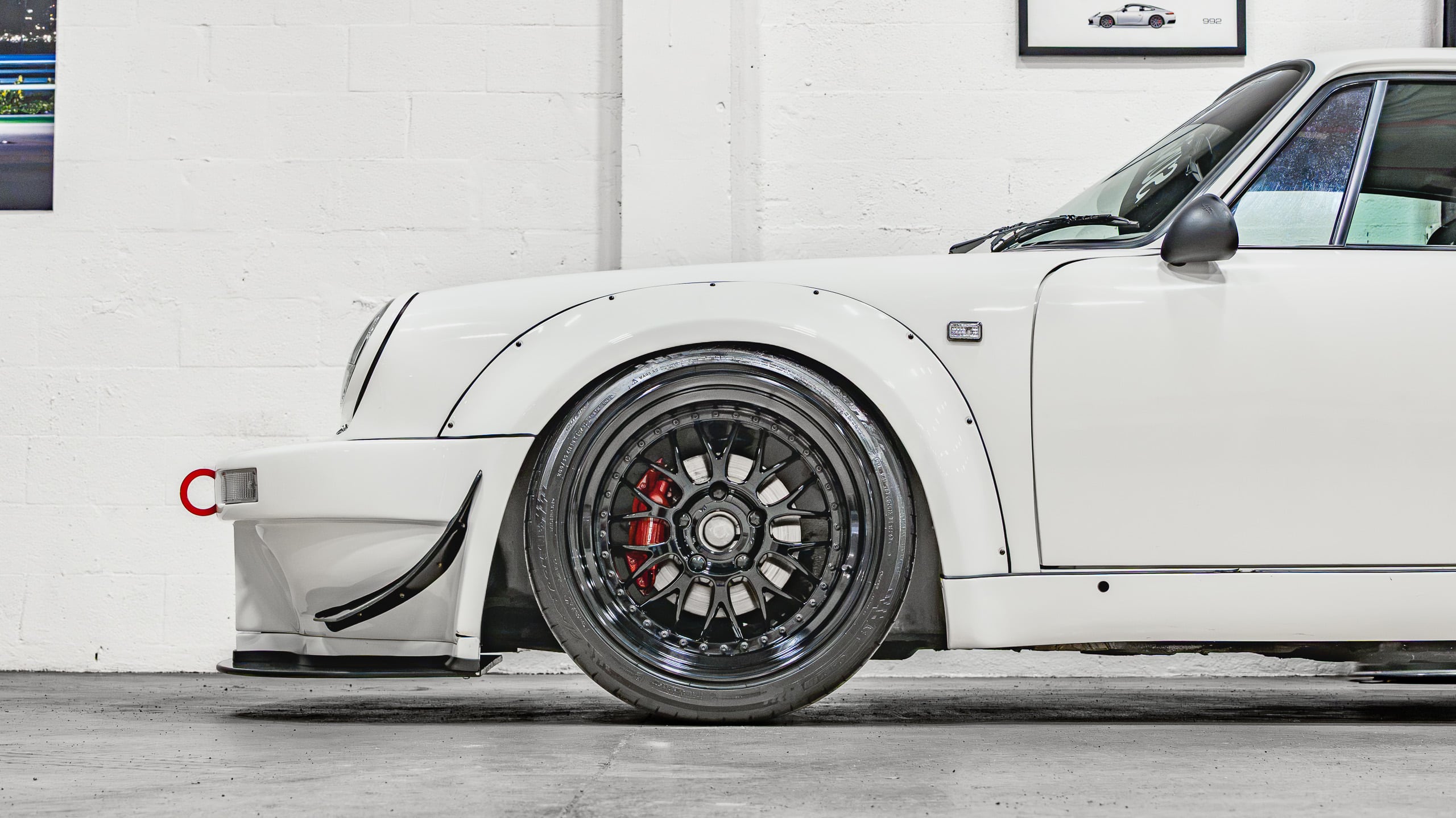 1988 Porsche 911 Club Sport 1 of 340 CS – Sunburst Widebody – Only 12k Miles – G50 5 Speed – MoTEC – 2340 Lb full