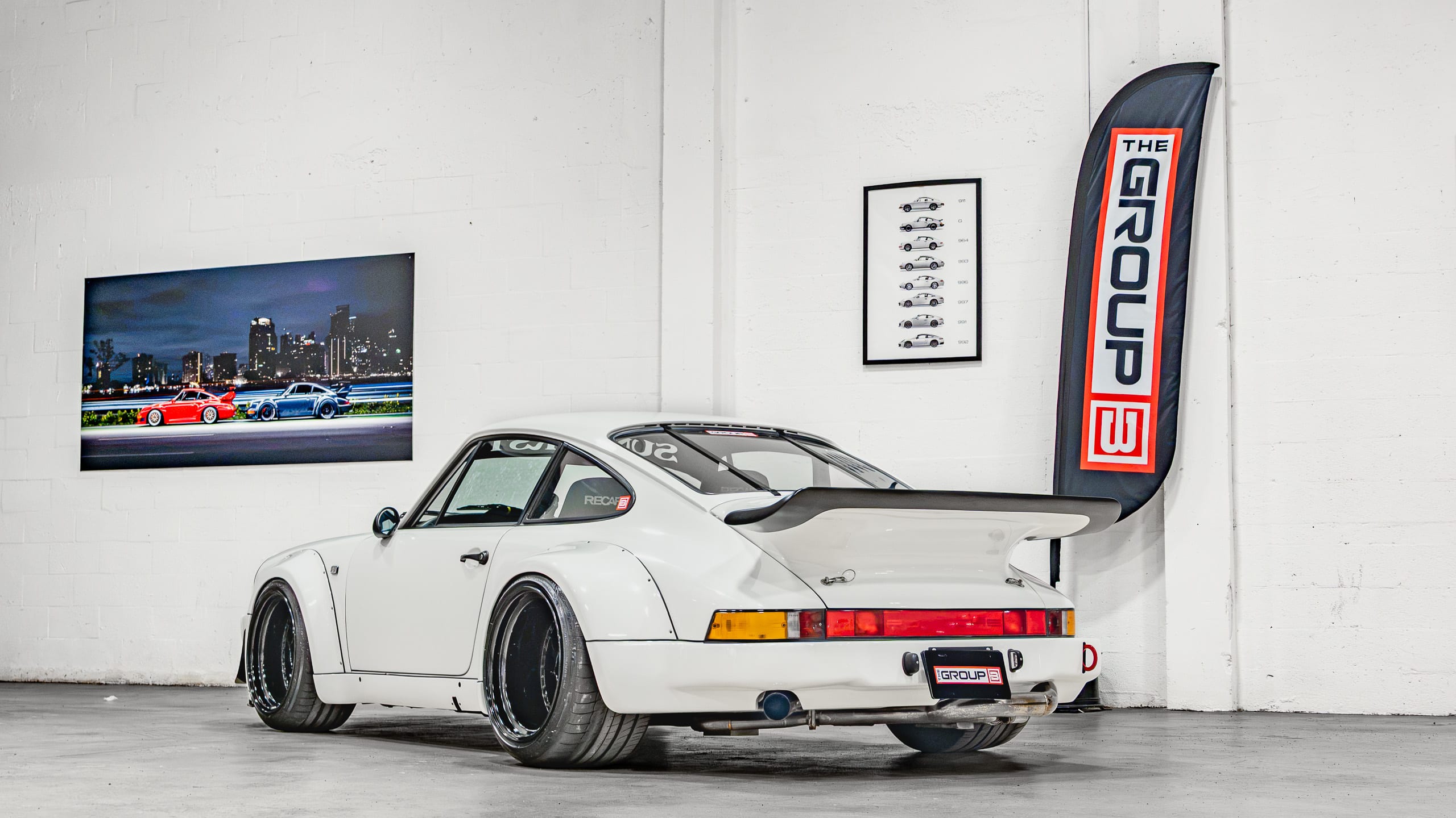 1988 Porsche 911 Club Sport 1 of 340 CS – Sunburst Widebody – Only 12k Miles – G50 5 Speed – MoTEC – 2340 Lb full