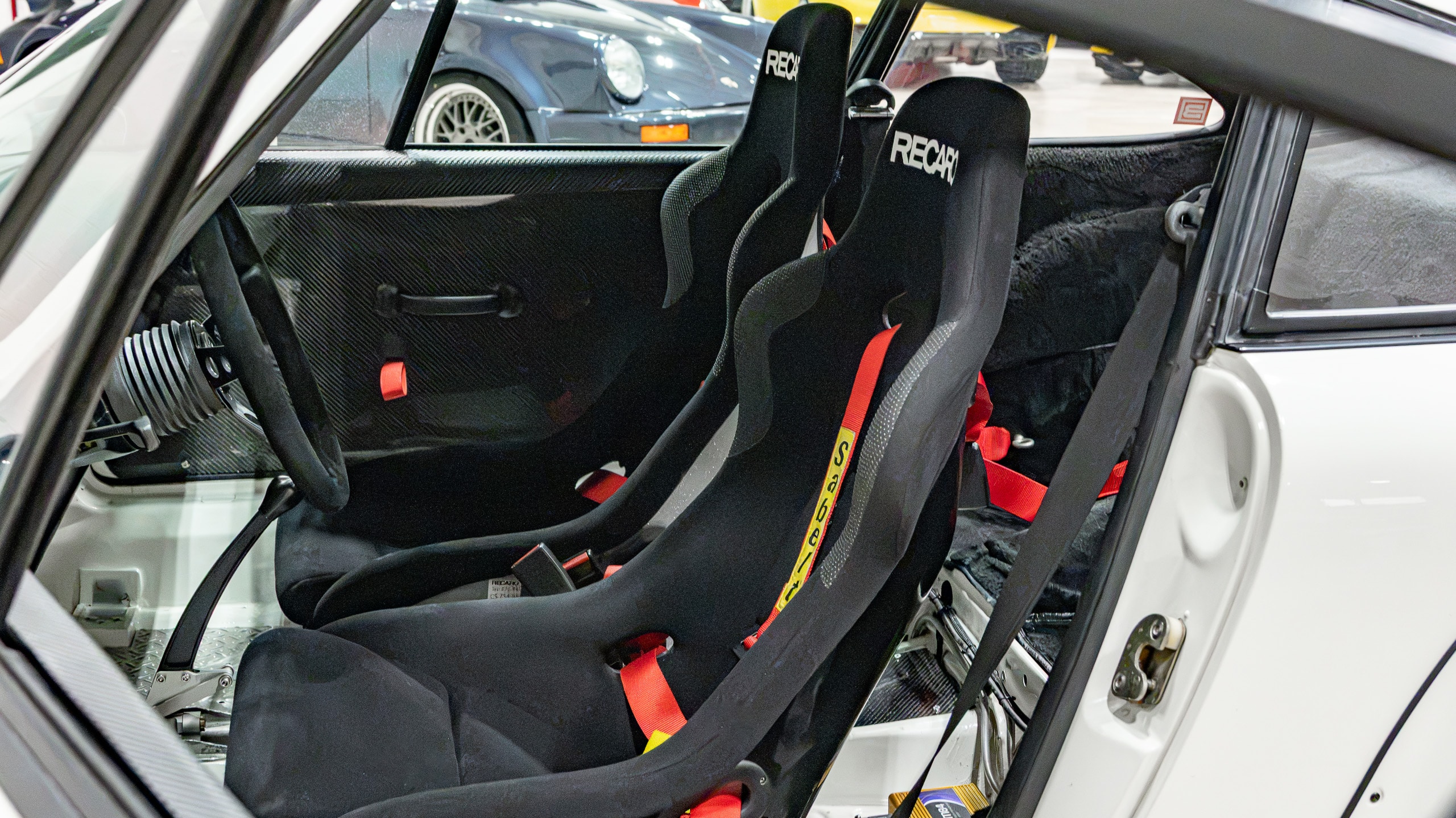 1988 Porsche 911 Club Sport 1 of 340 CS – Sunburst Widebody – Only 12k Miles – G50 5 Speed – MoTEC – 2340 Lb full