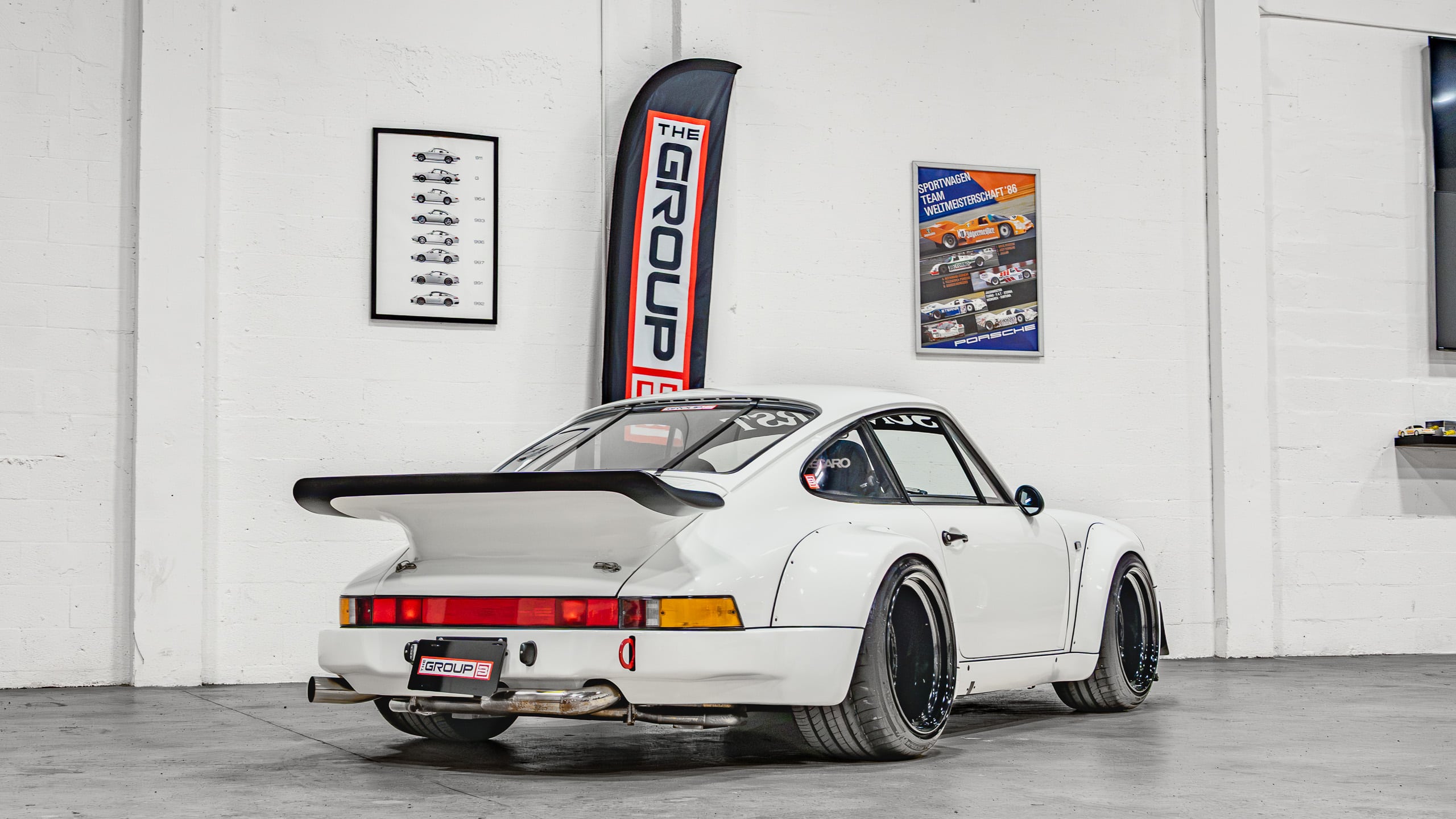 1988 Porsche 911 Club Sport 1 of 340 CS – Sunburst Widebody – Only 12k Miles – G50 5 Speed – MoTEC – 2340 Lb full