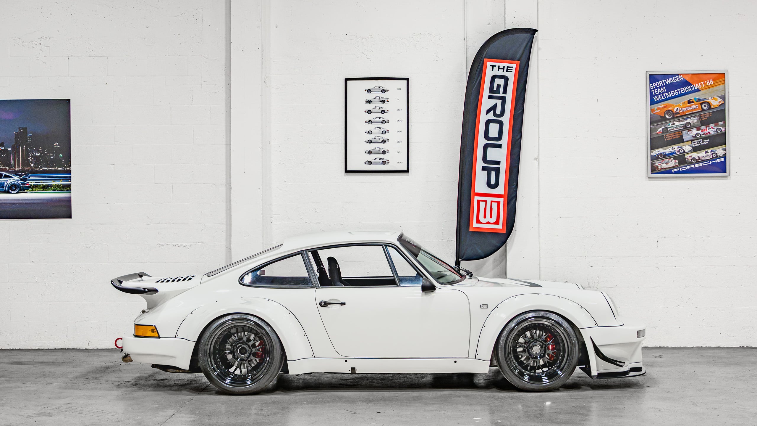 1988 Porsche 911 Club Sport 1 of 340 CS – Sunburst Widebody – Only 12k Miles – G50 5 Speed – MoTEC – 2340 Lb full